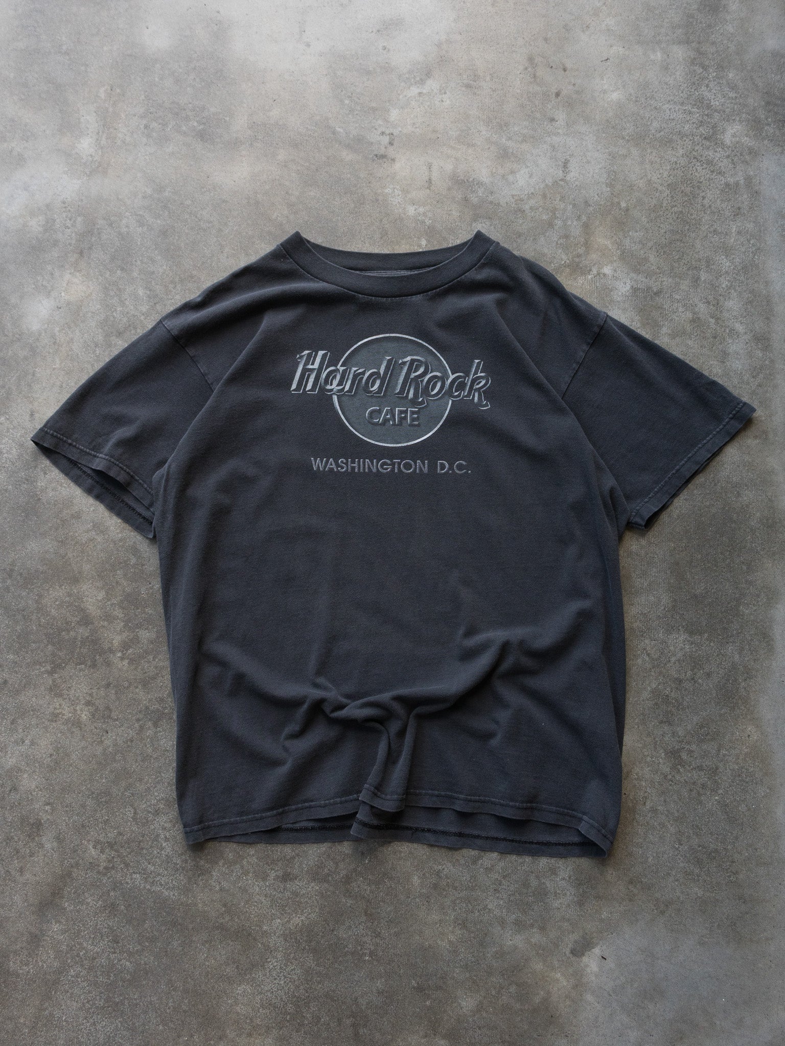 Vintage 90s Faded Black Hard Rock Cafe Washington D.C. Tee (L)