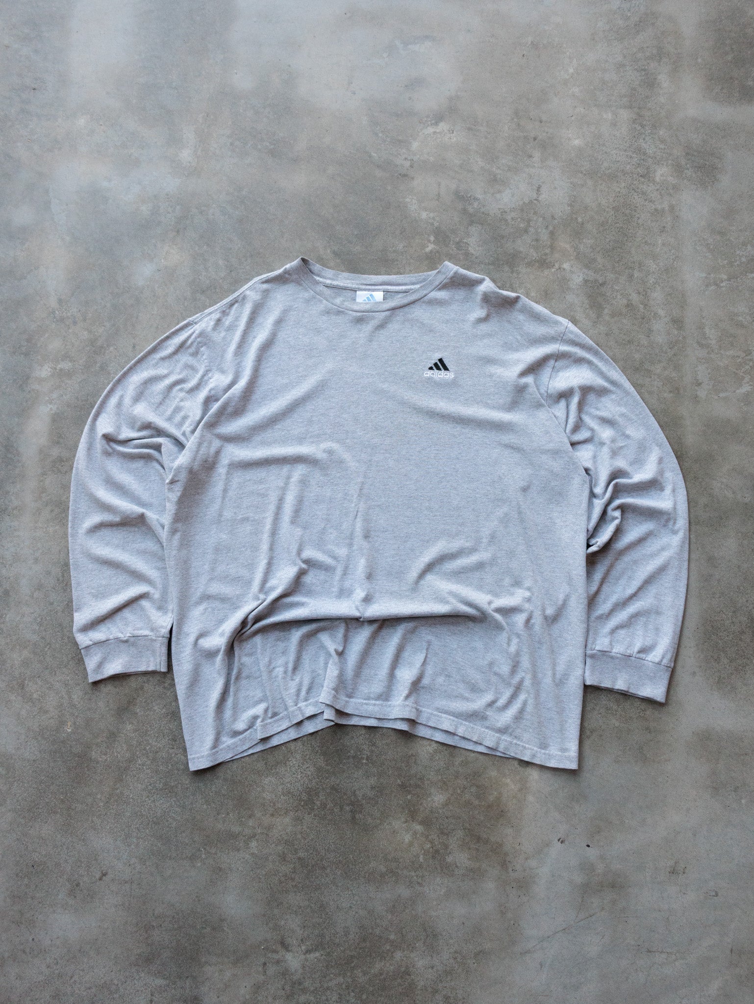 Vintage Grey Adidas Long Sleeve (-)