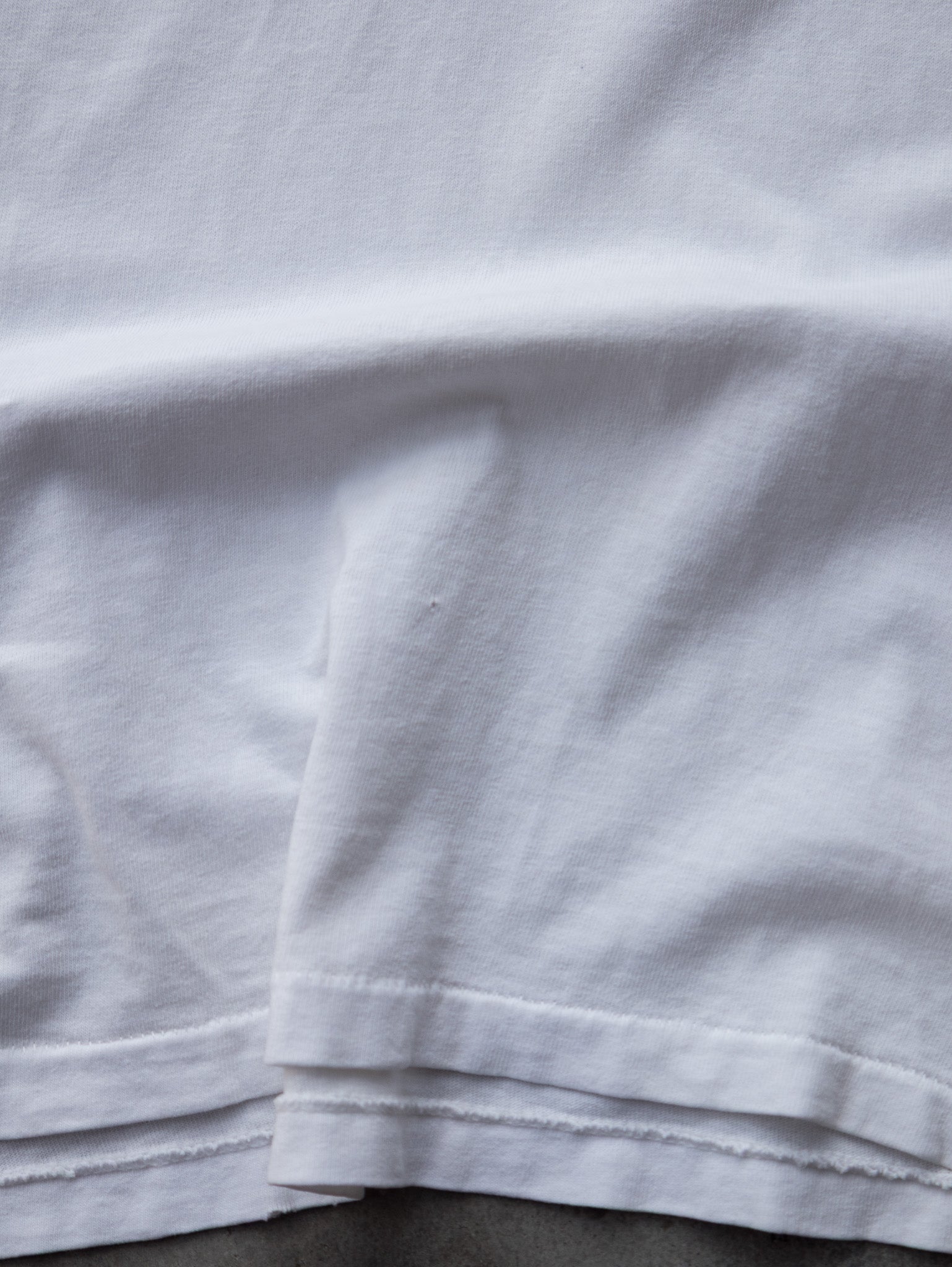 Vintage '90s White Quiksilver Performance Tee (S)