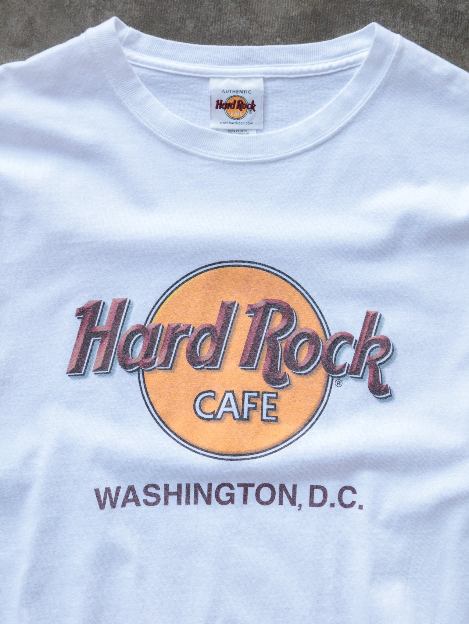 Vintage 00s White Hard Rock Cafe Washington D.C. Tee (L)