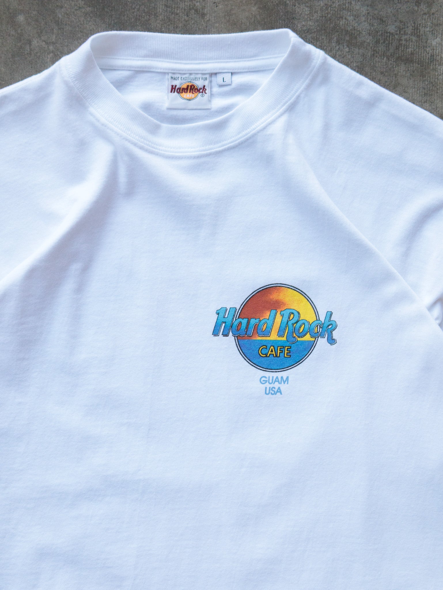 Vintage White Hard Rock Cafe Guam Dolphin Tee (L)
