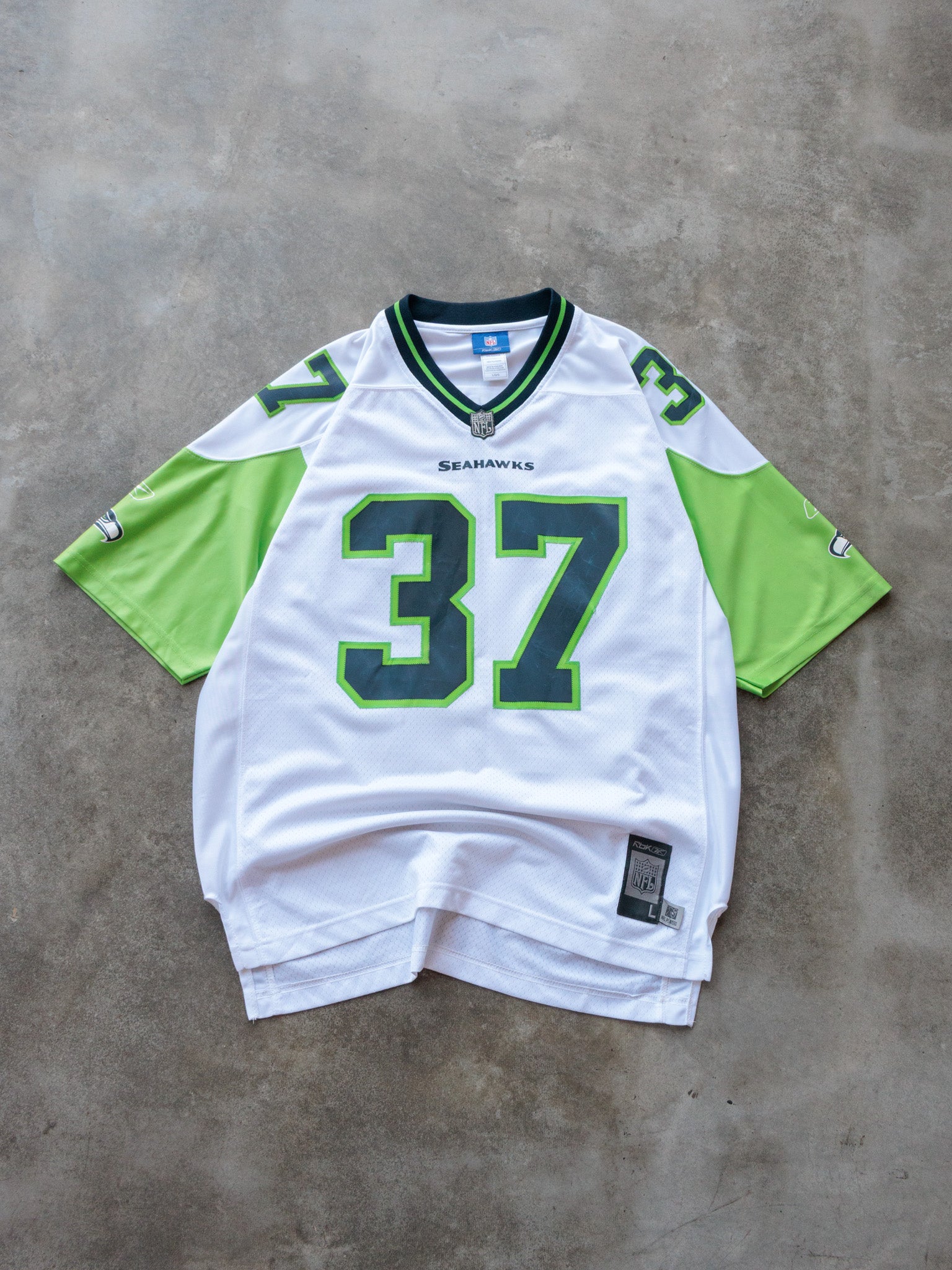 Vintage 00s White Reebok Seattle Seahawks Alexander Jersey (L)