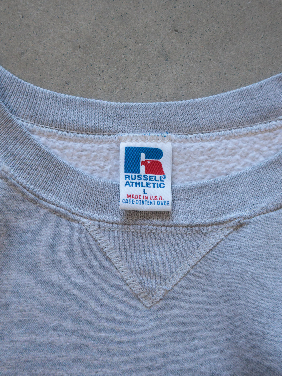 Vintage 90s Grey Russell Athletic Sweatshirt (L)