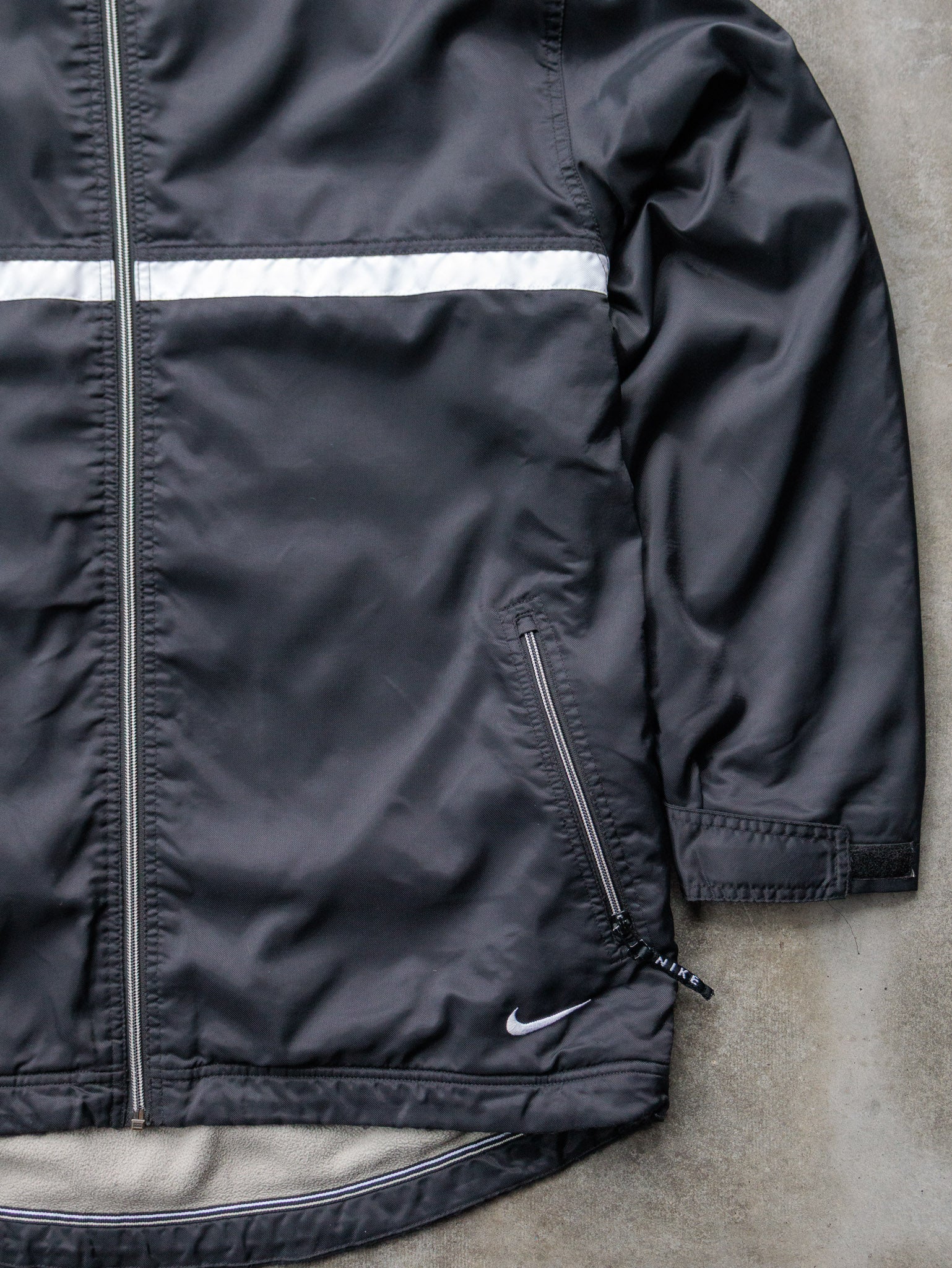 Vintage 90s Black Nike Fleece-Lined Jacket (L)