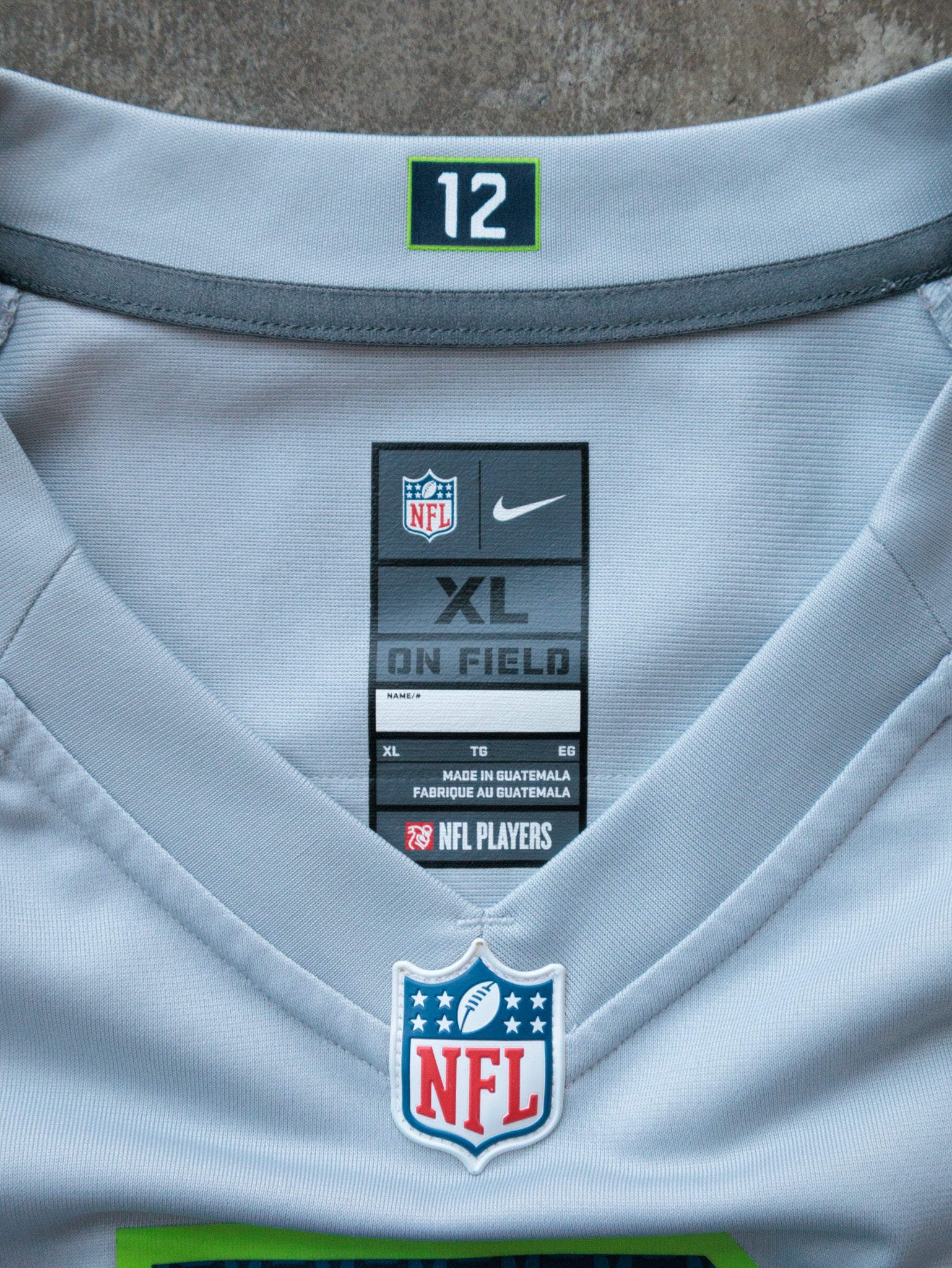 Vintage Grey Nike Seattle Seahawks Russell Wilson Jersey (XL)