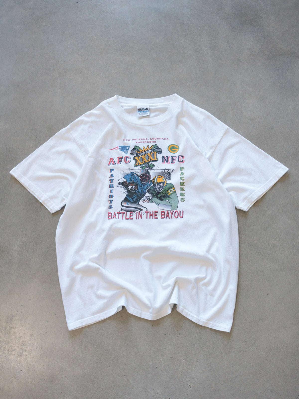 Vintage 1997 White Patriots & Packers Battle In The Bayou Tee (XL)