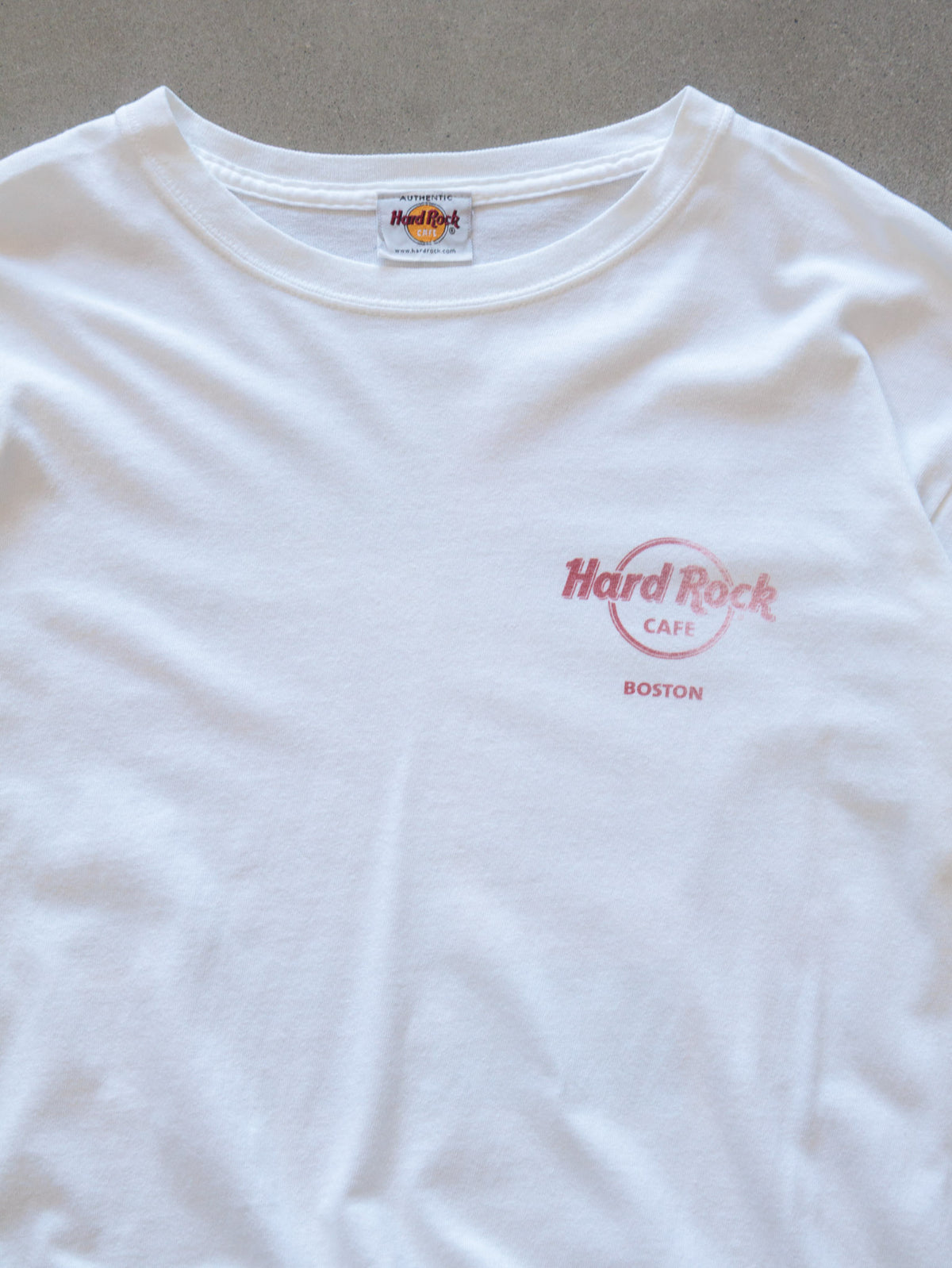 Vintage 00s White Hard Rock Cafe Boston Tee (-)