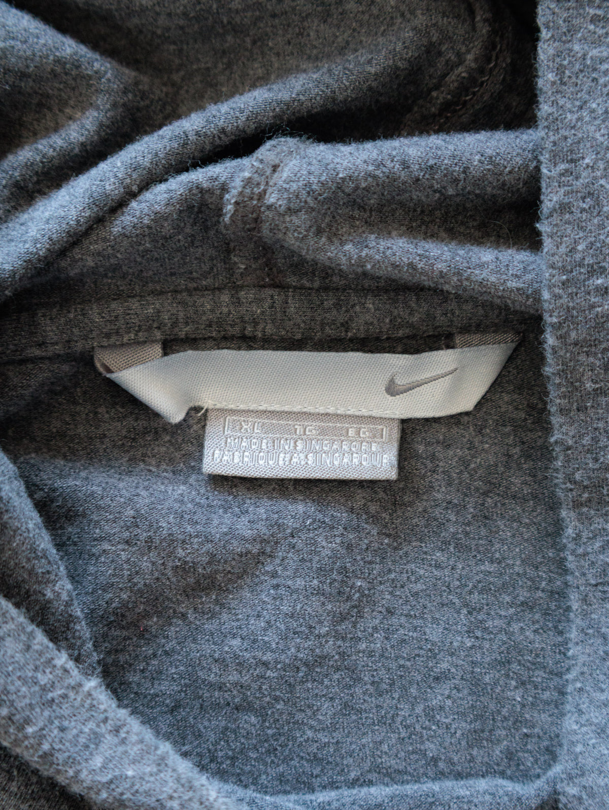 Vintage 00s Grey Nike Hoodie (XL)
