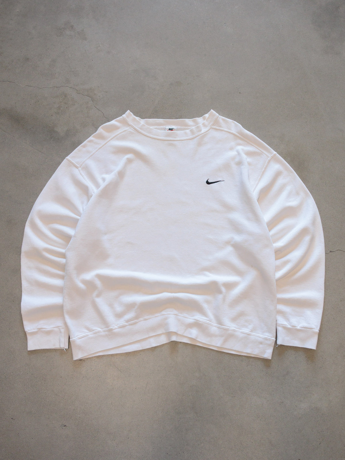 Vintage 90s White Nike Sweatshirt (L)