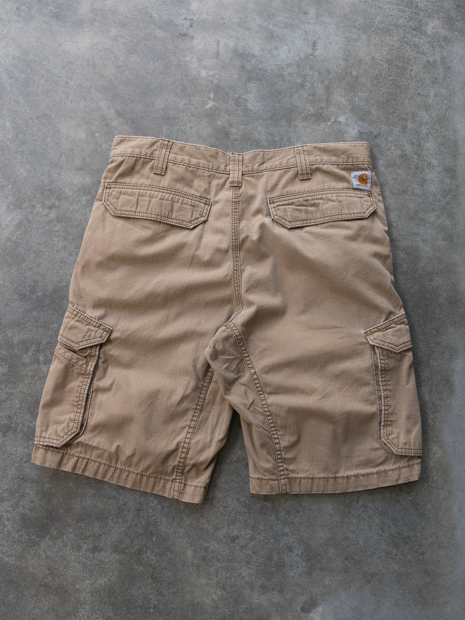 Vintage Tan Carhartt Cargo Shorts (W33)