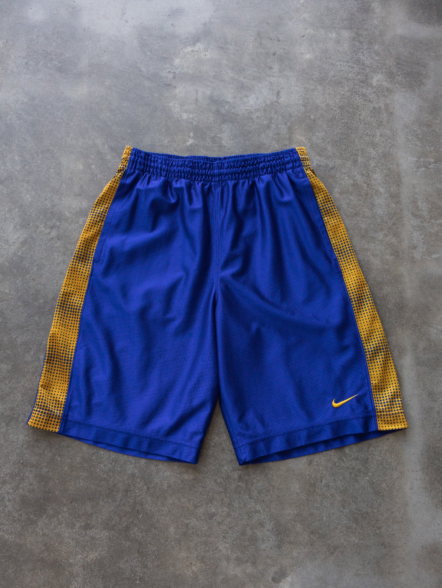 Vintage Blue Basketball Shorts (M)