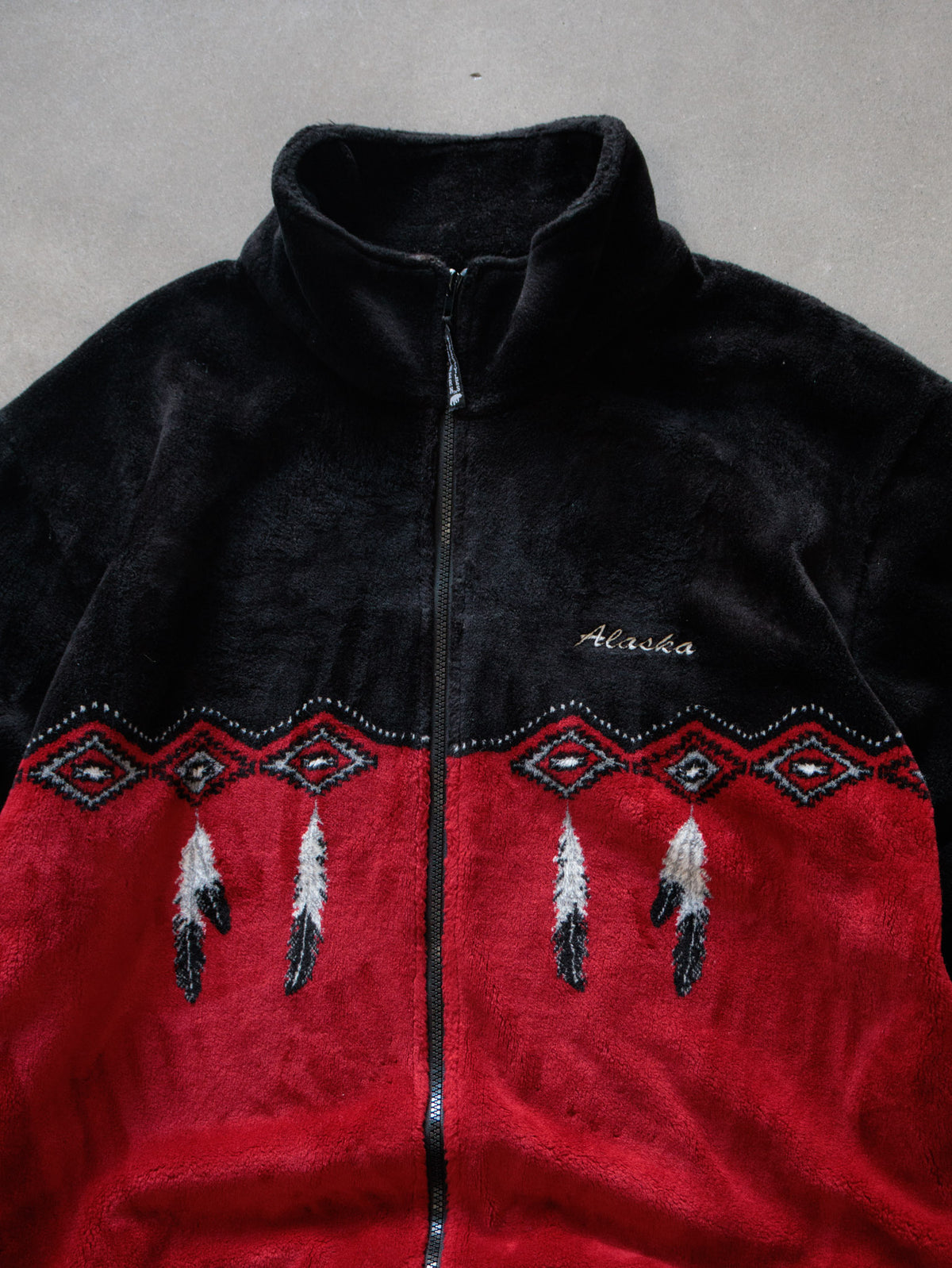 Vintage 90s Black Alaska Wolf Fleece Jacket (-)