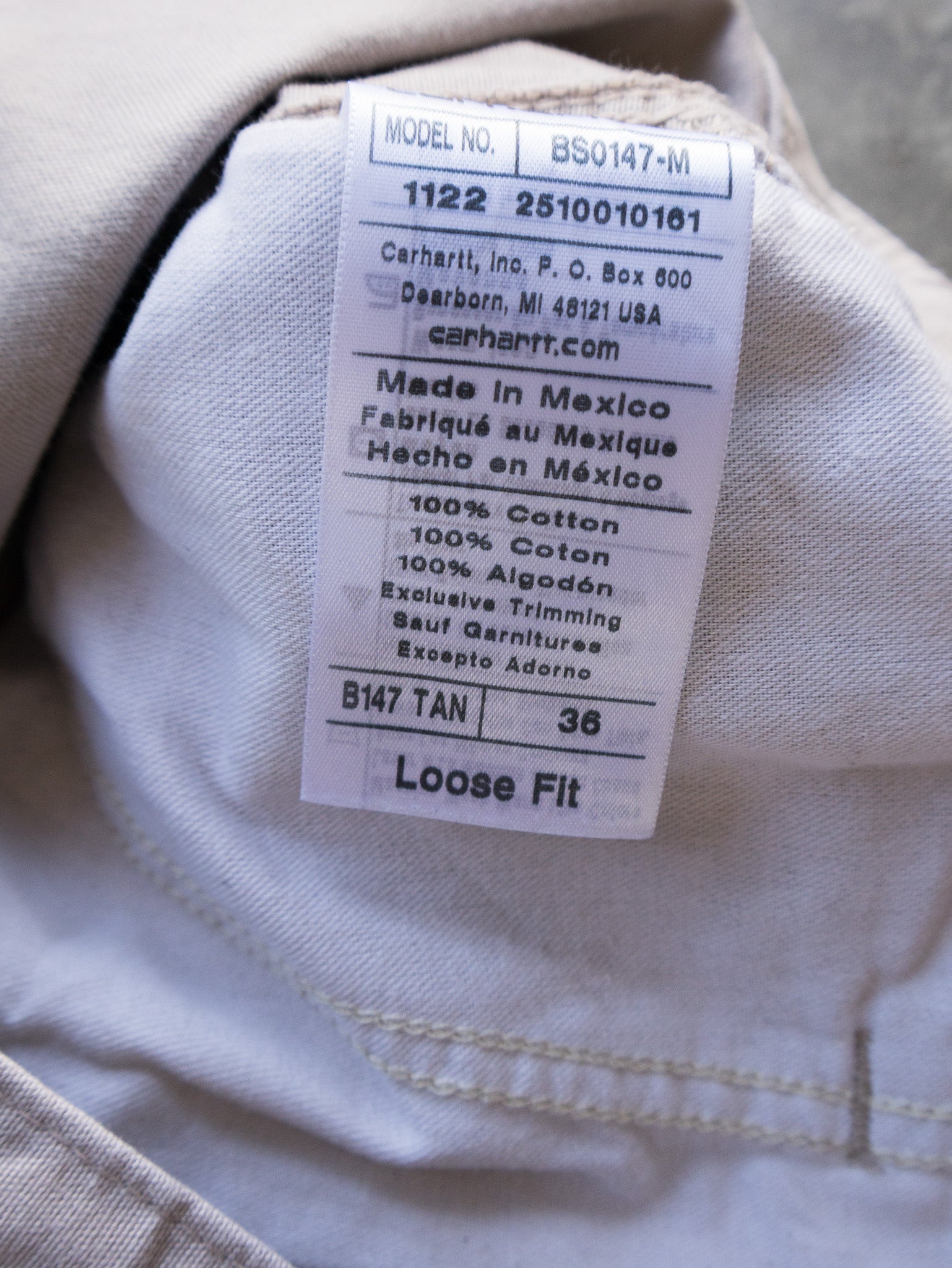 Vintage Beige Carhartt Carpenter Shorts (W36)