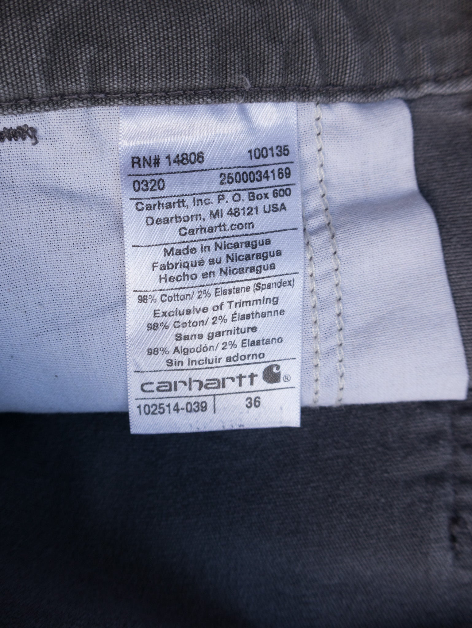 Vintage Grey Carhartt Work Shorts (W36)