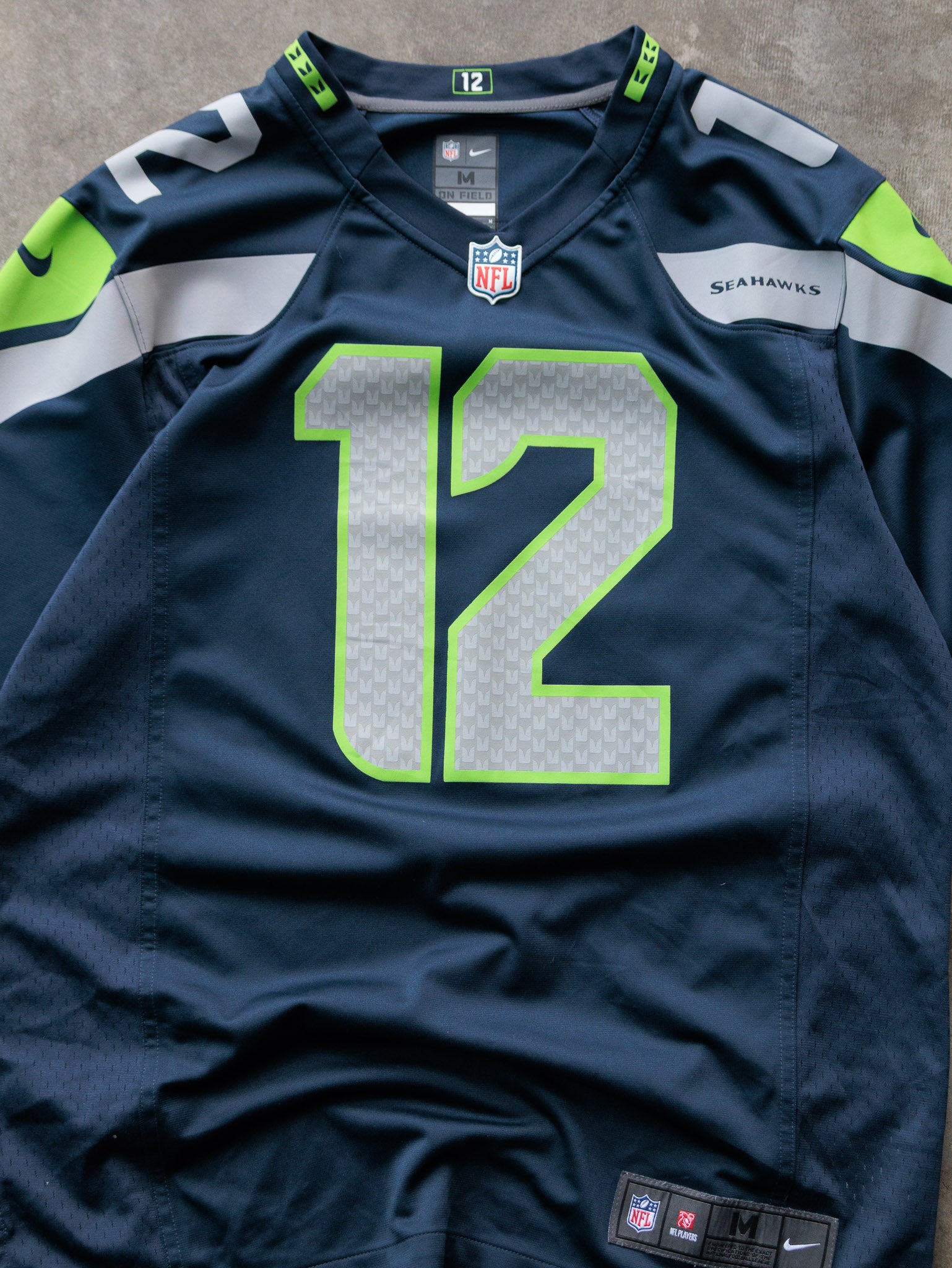 Vintage Nike Seattle Seahawks 12 Fan NFL Jersey (M)