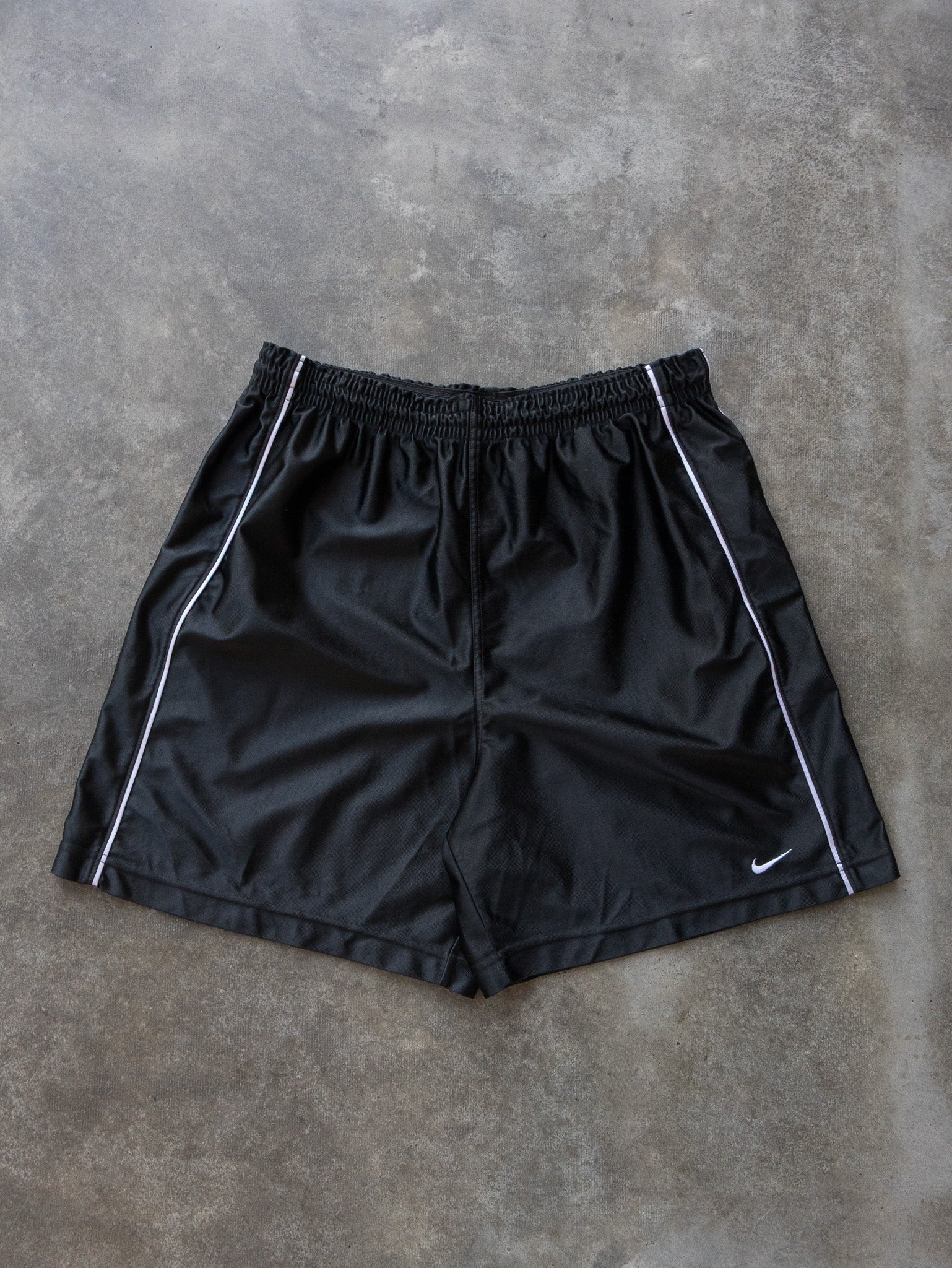 Vintage Black Nike Sport Shorts (L)