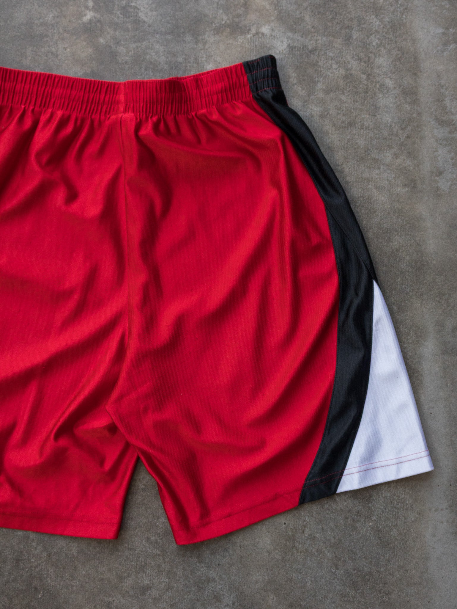 Vintage Nike New Mexico Lobos Basketball Shorts (M)