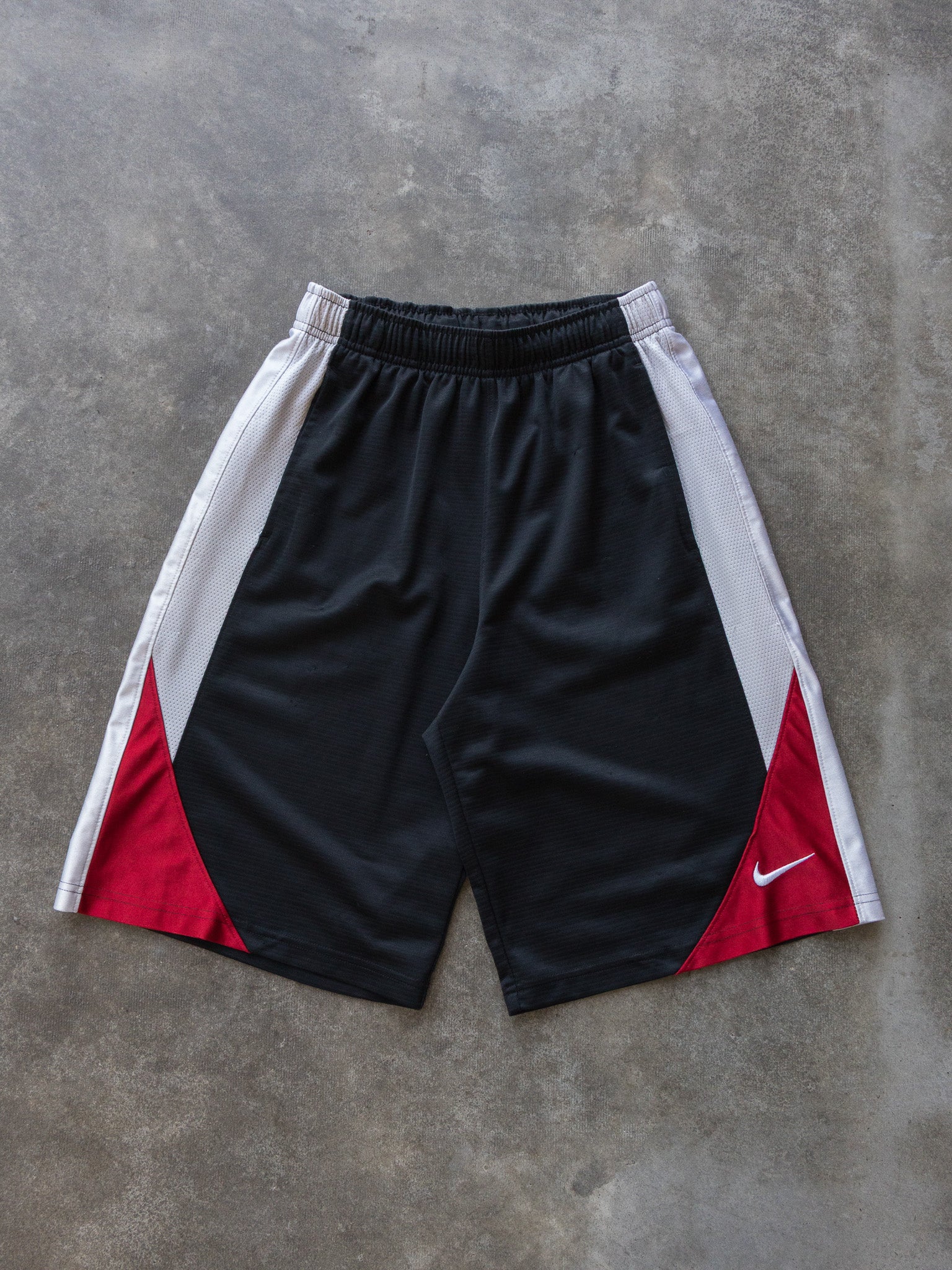 Vintage Black Red Nike Basketball Shorts (L)
