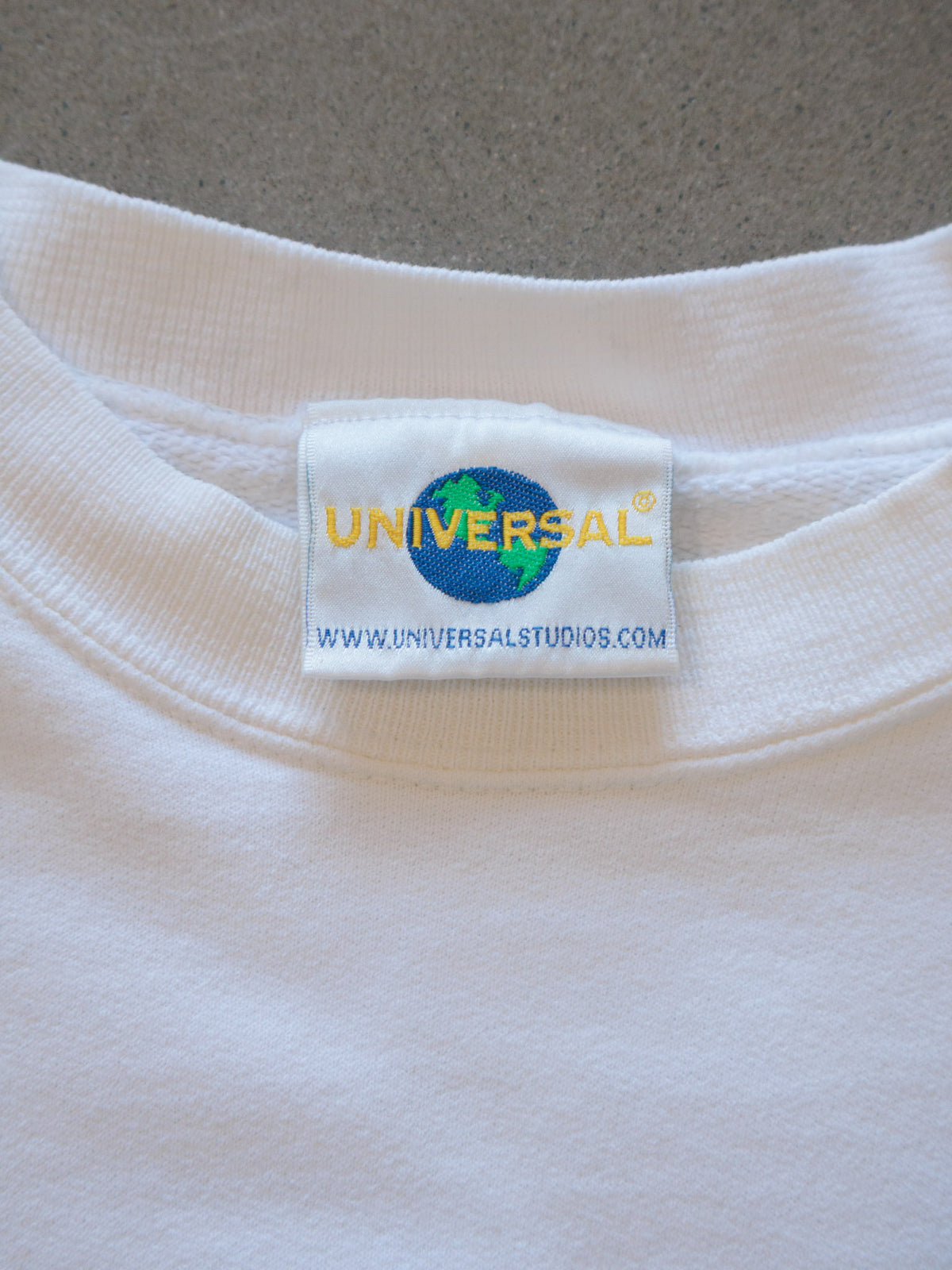 Vintage 00s White Universal Studios Hollywood Sweatshirt (-)