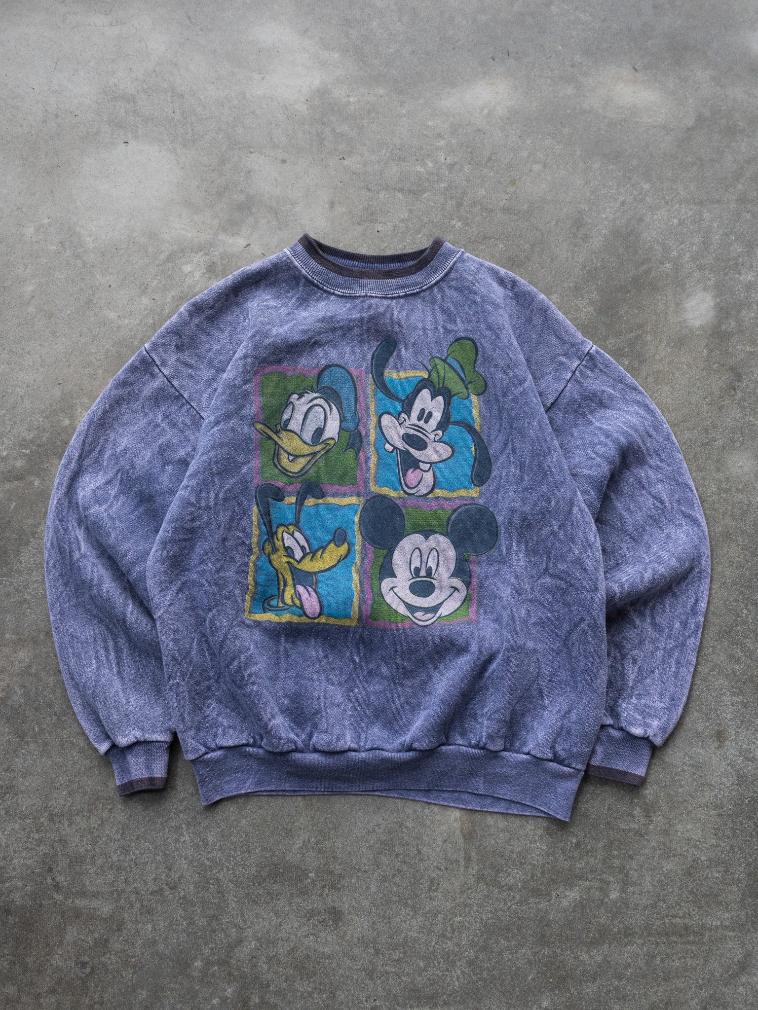 Vintage '90s Acid Wash Purple Disney Sweatshirt (S)
