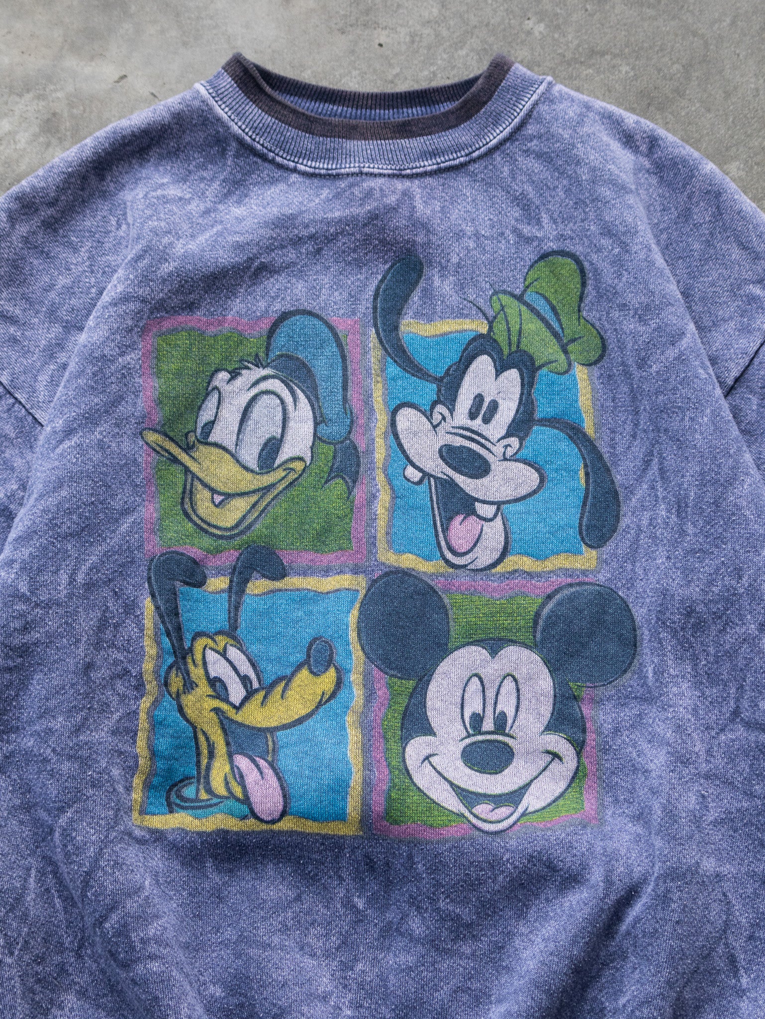 Vintage '90s Acid Wash Purple Disney Sweatshirt (S)