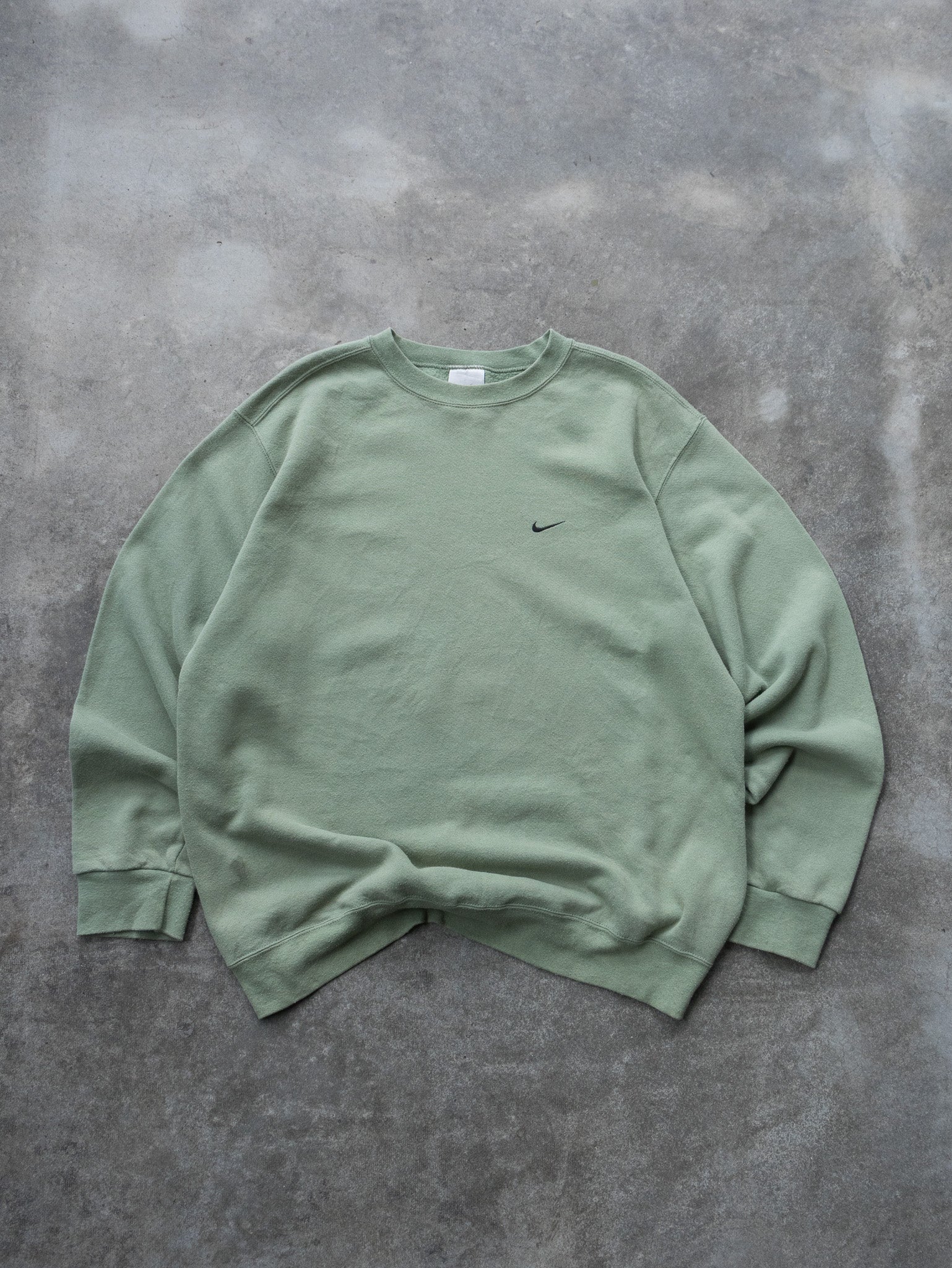 Vintage Sage Green Nike Sweatshirt (L)