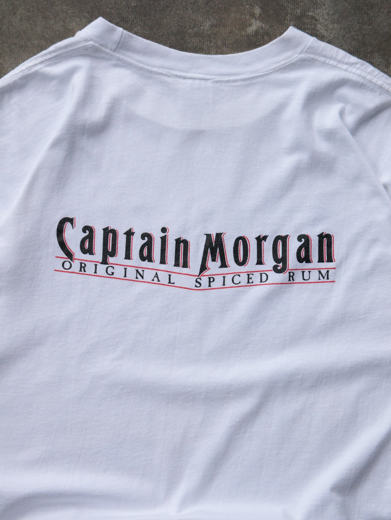 Vintage 90s Captain Morgan Rum Yo Ho Ho Tee (L)