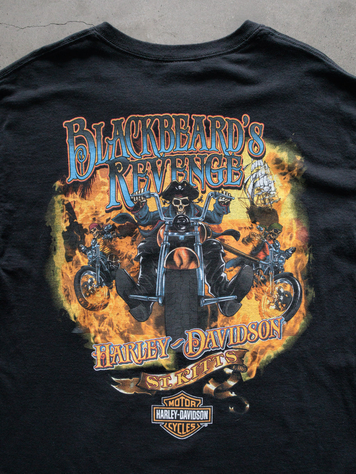 Vintage Black Harley-Davidson St. Kitts Blackbeard's Revenge Tee (L)