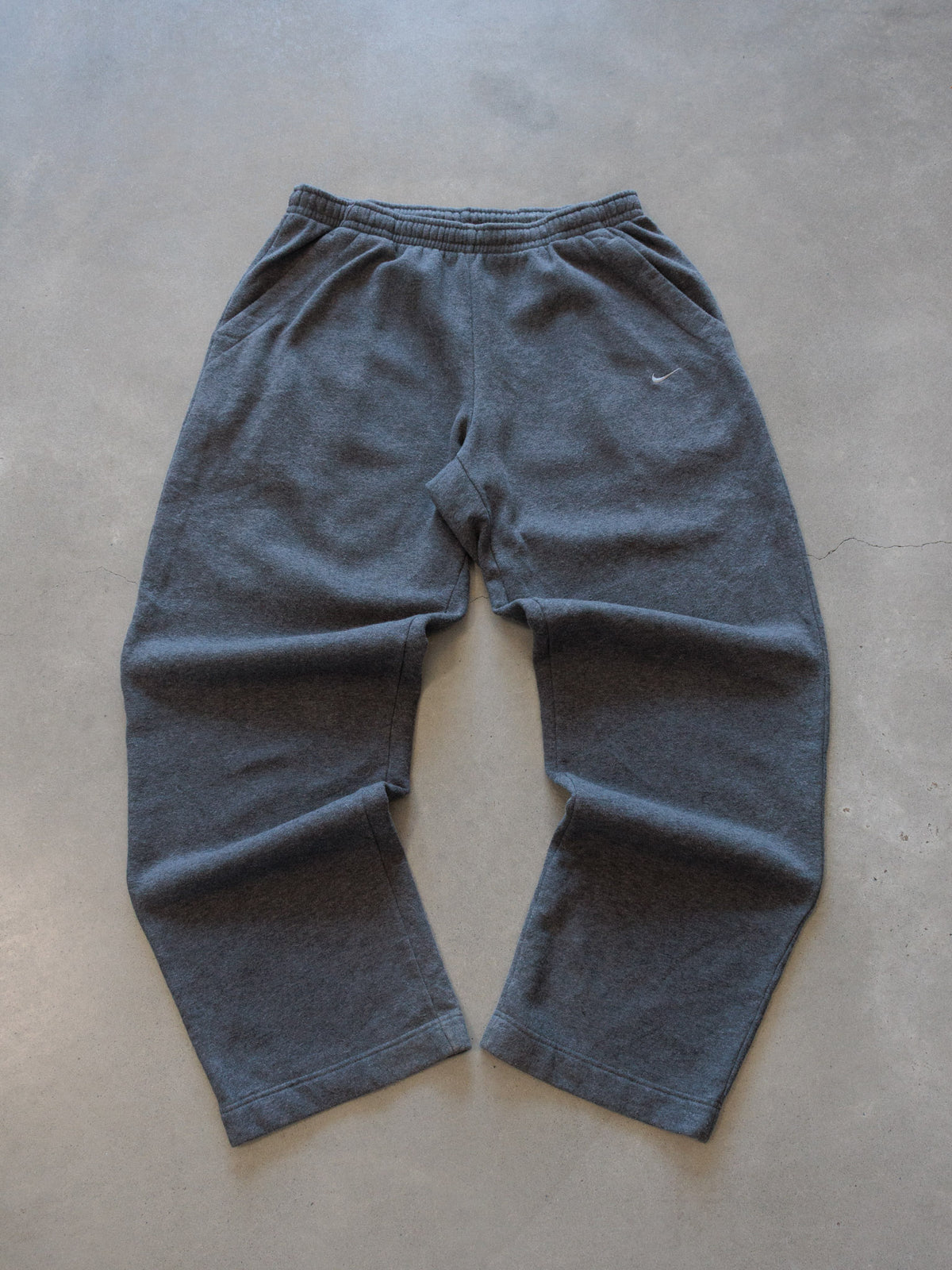 Vintage Grey Nike Sweatpants (XL)