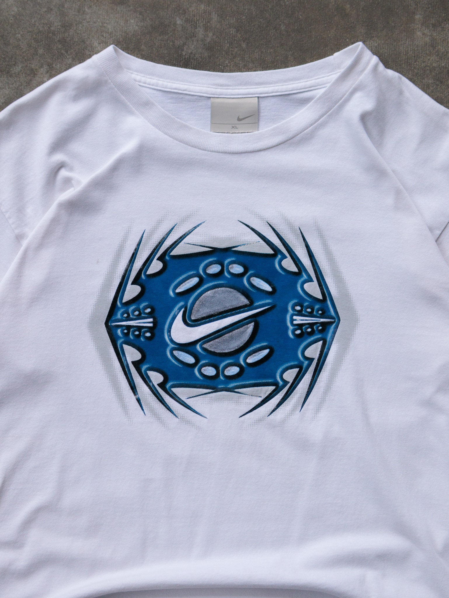 Vintage 00s White Nike Graphic Tee (18-20Y)