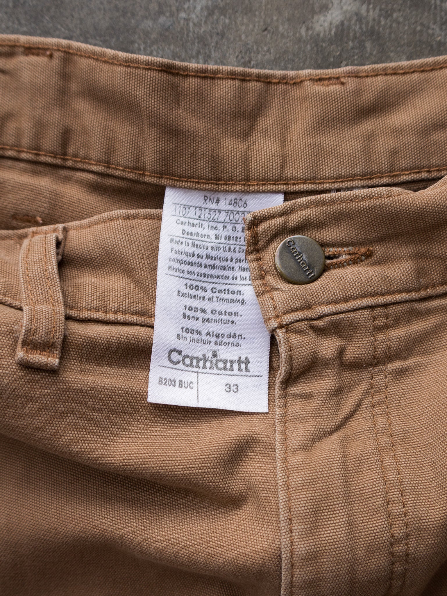 Vintage Tan Carhartt Work Shorts (W33)