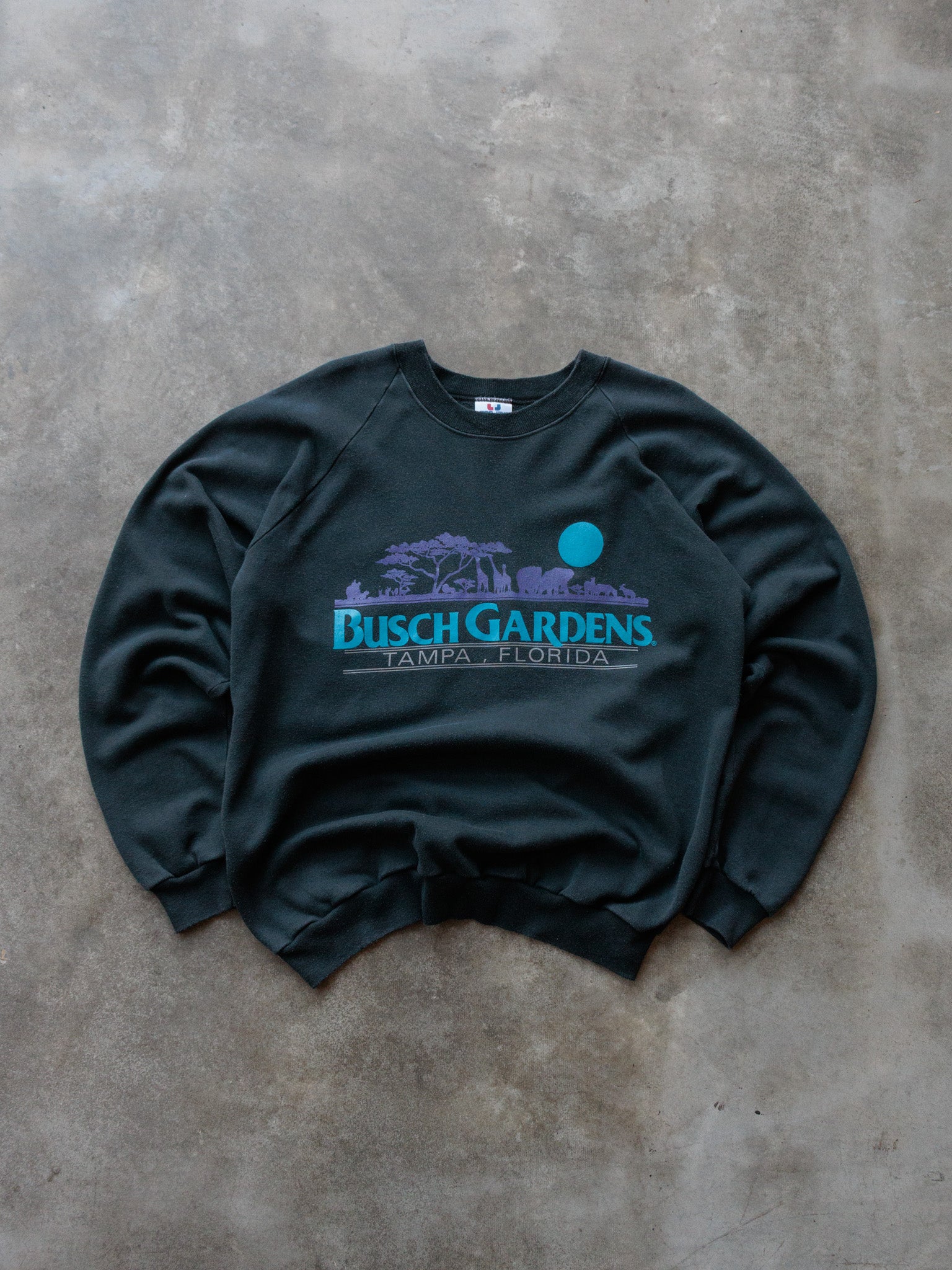 Vintage 90s Black Busch Gardens Tampa Florida Safari Sweatshirt (XL)