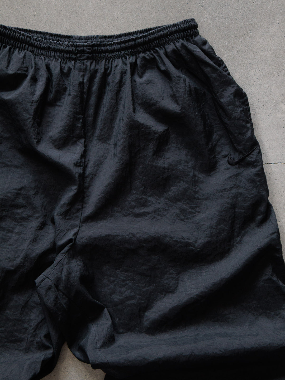 Vintage 90s Black Nike Track Pants (Women's M)