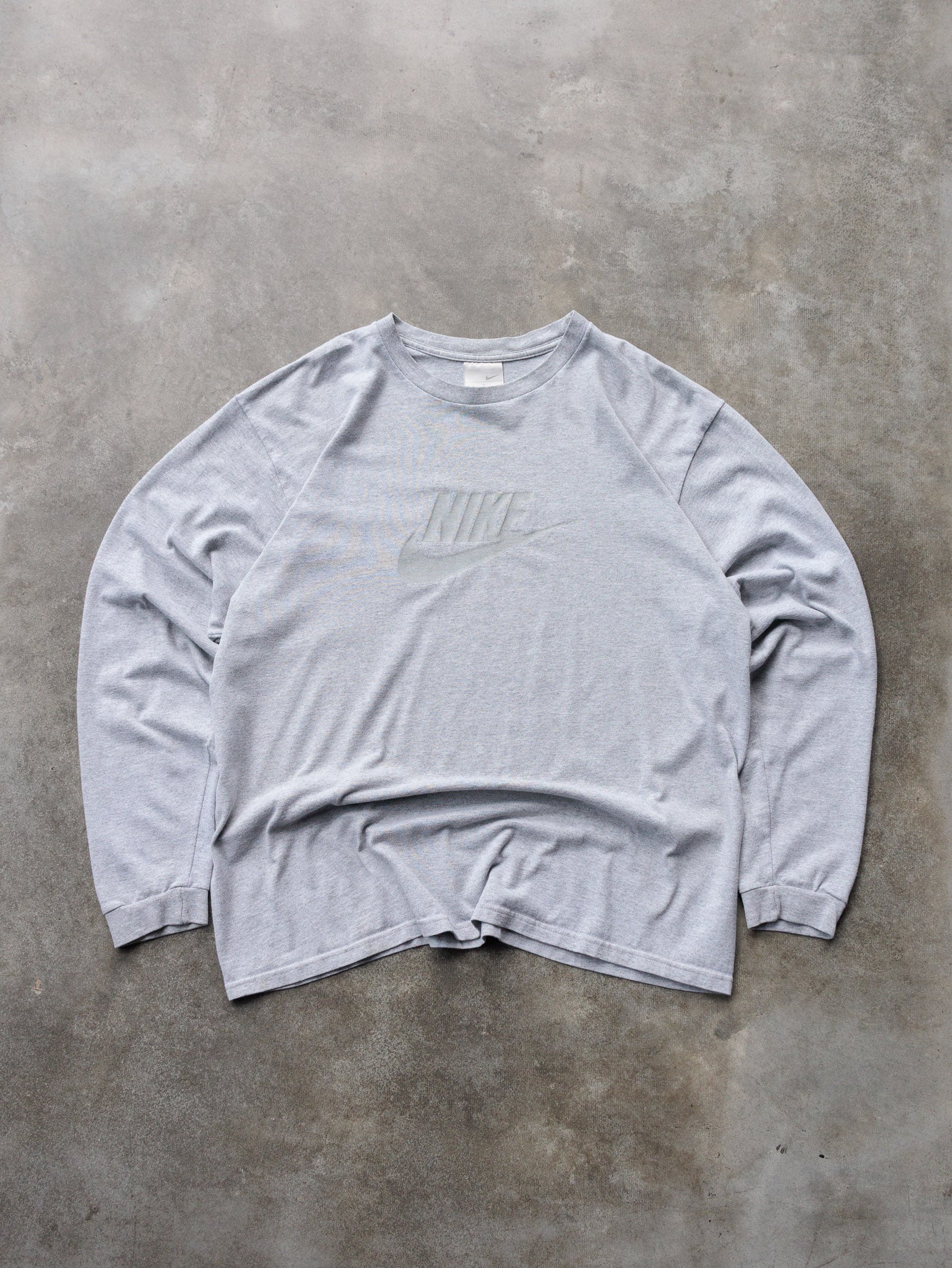 Vintage 00s Grey Nike Logo Long Sleeve (L)