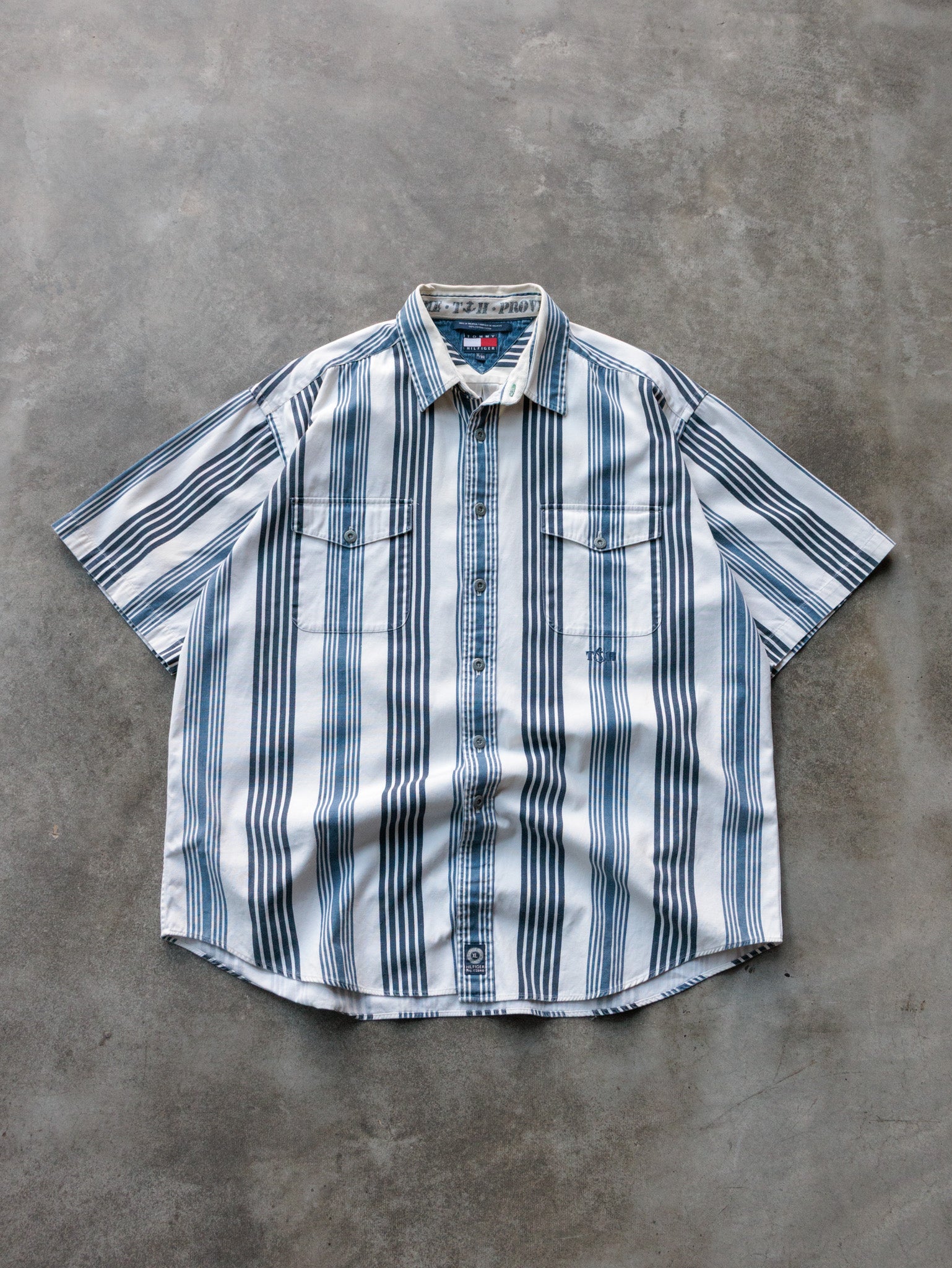 Vintage 00s White Striped Tommy Hilfiger Short Sleeve Shirt (XL)