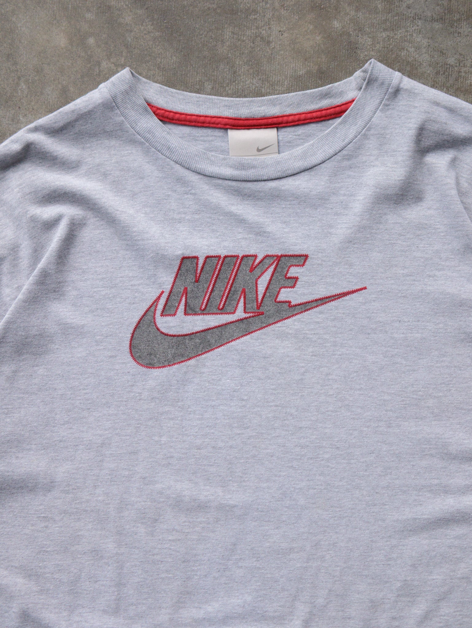 Vintage 00s Grey Nike Logo Tee (XL)