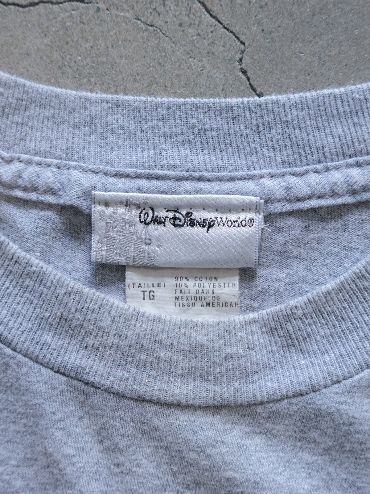 Vintage Grey Walt Disney World Mickey Mouse Baseball Tee (L)