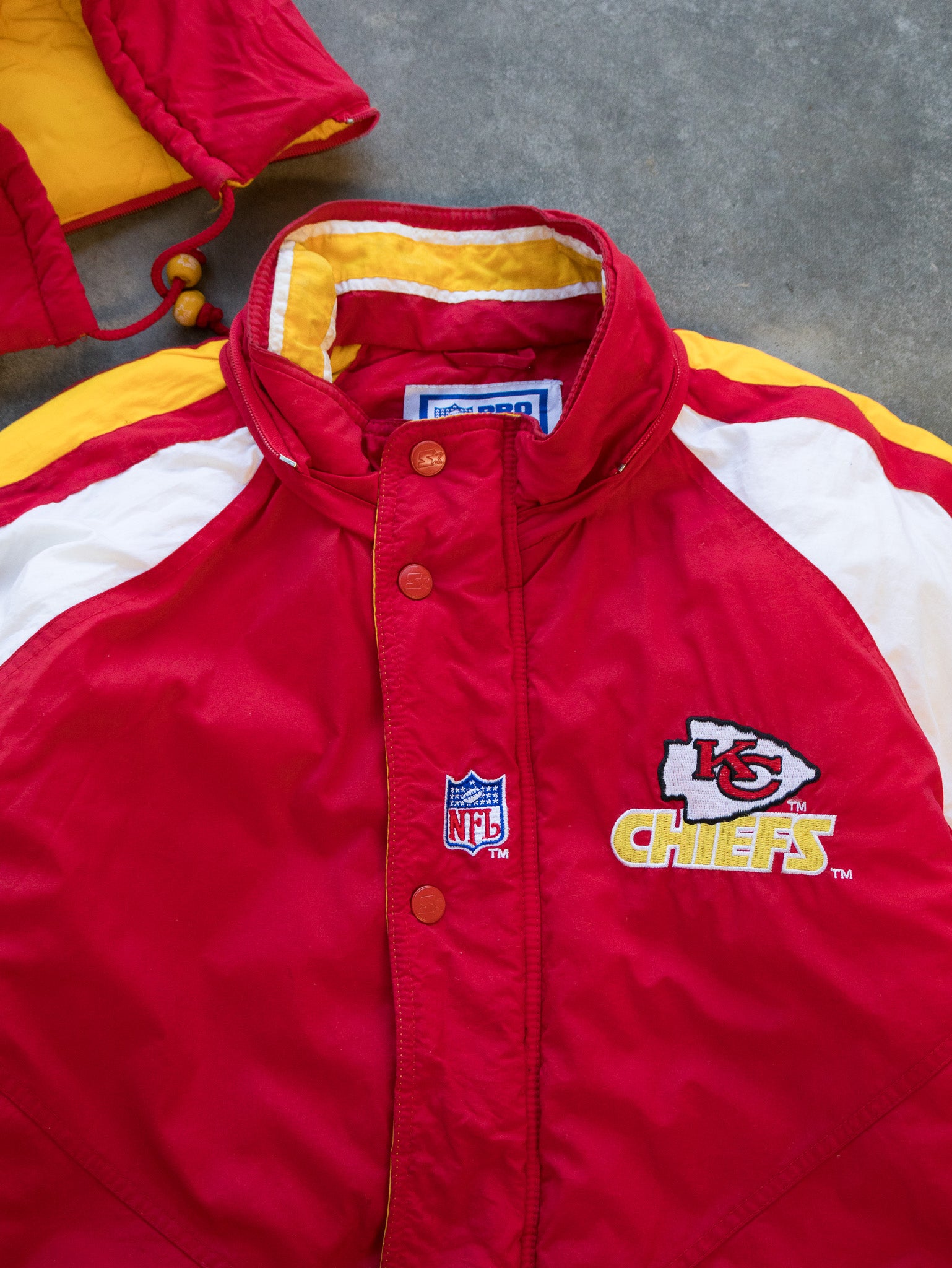 Vintage Starter Kansas City Chiefs Hooded Jacket (XL)