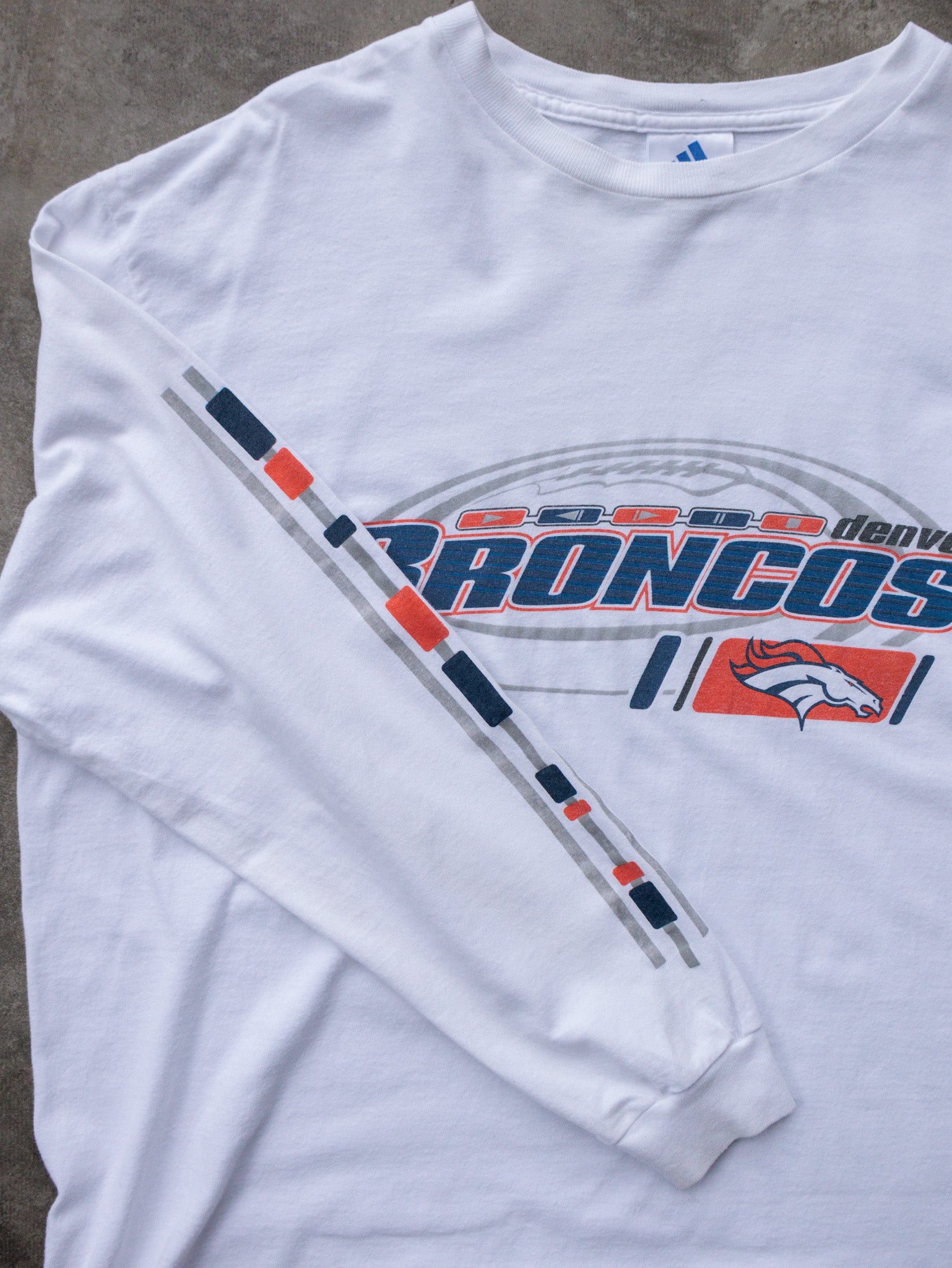 Vintage 00s Adidas Denver Broncos Long Sleeve (XL)