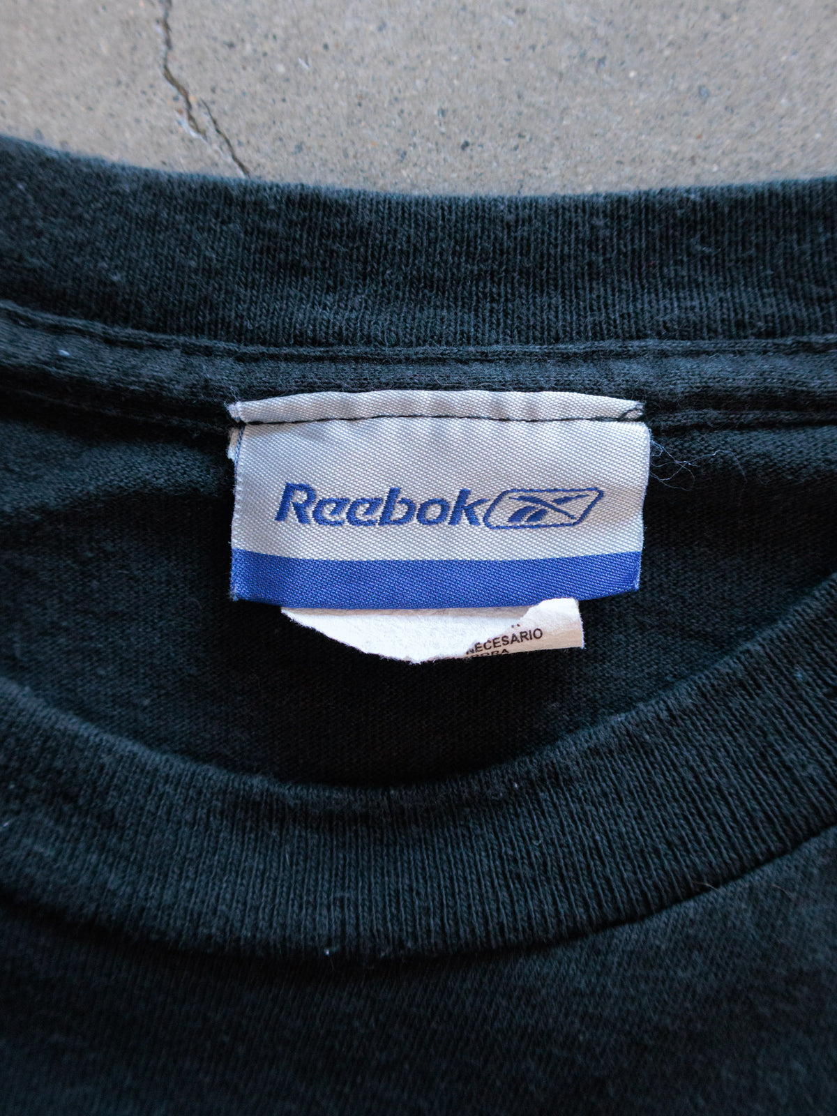 Vintage 00s Black Reebok San Antonio Spurs Tee (-)