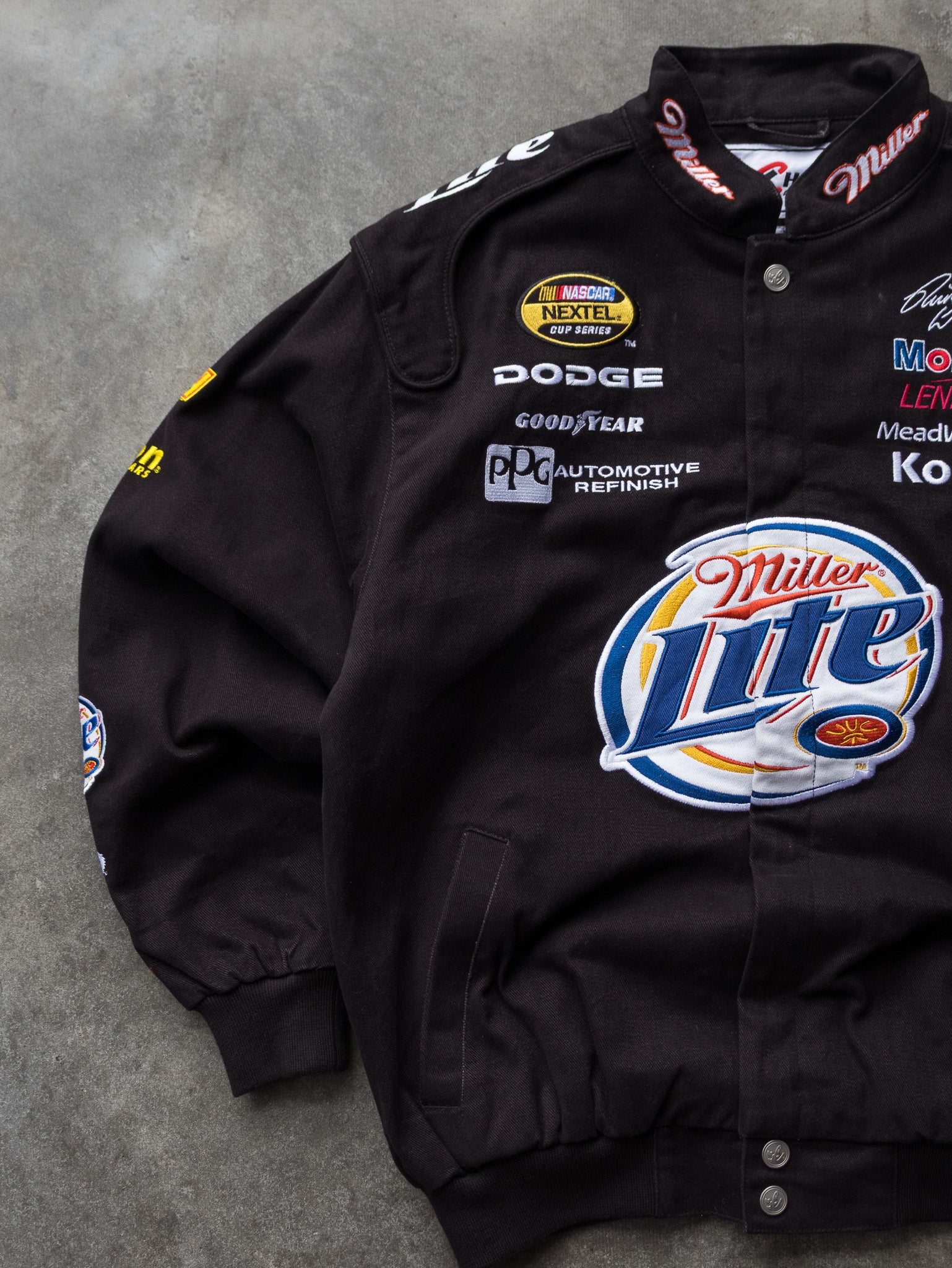 Vintage 00s Black Rusty Wallace Miller Lite NASCAR Jacket (M)