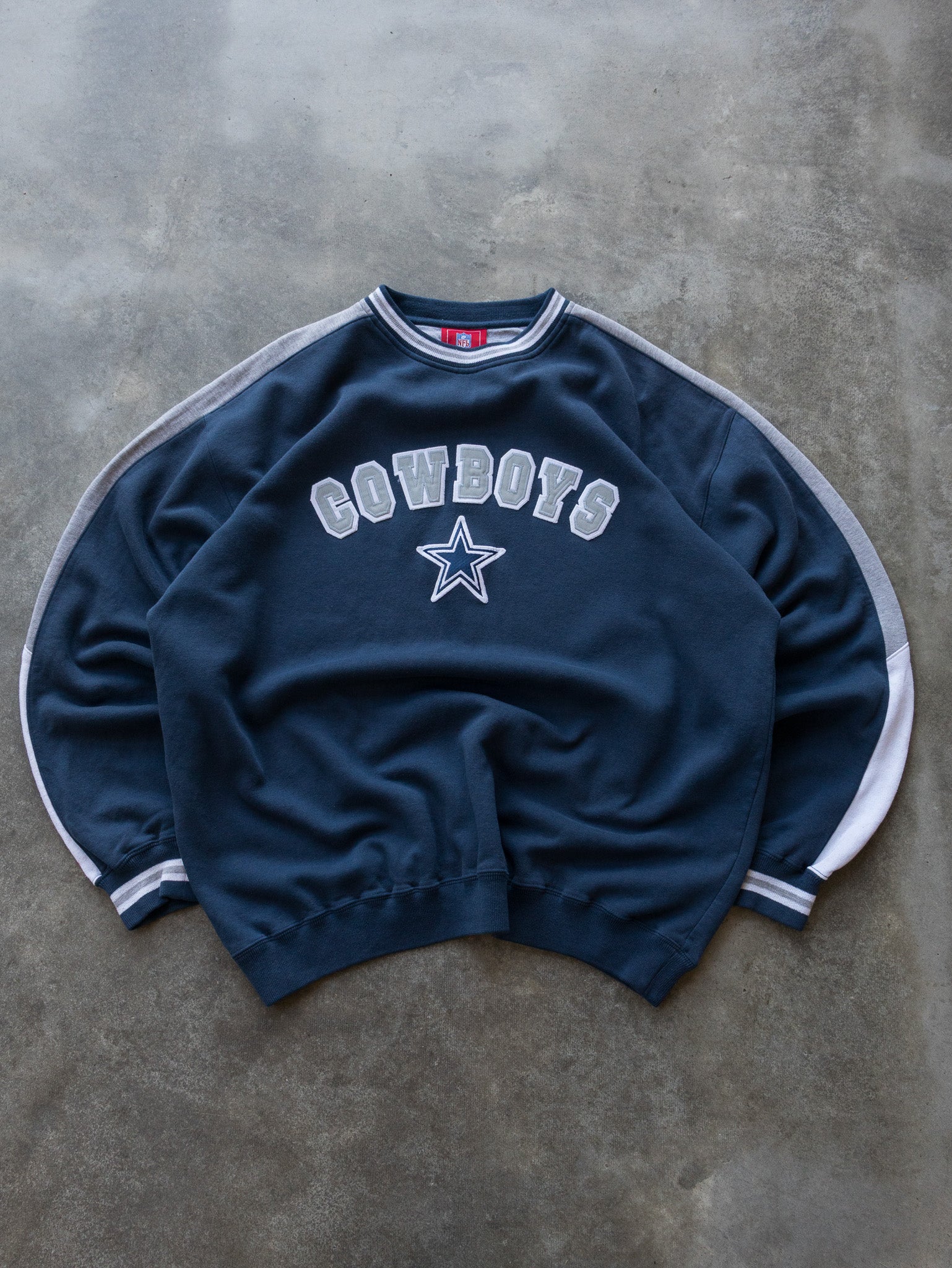 Vintage Navy Dallas Cowboys Sweatshirt (XL)