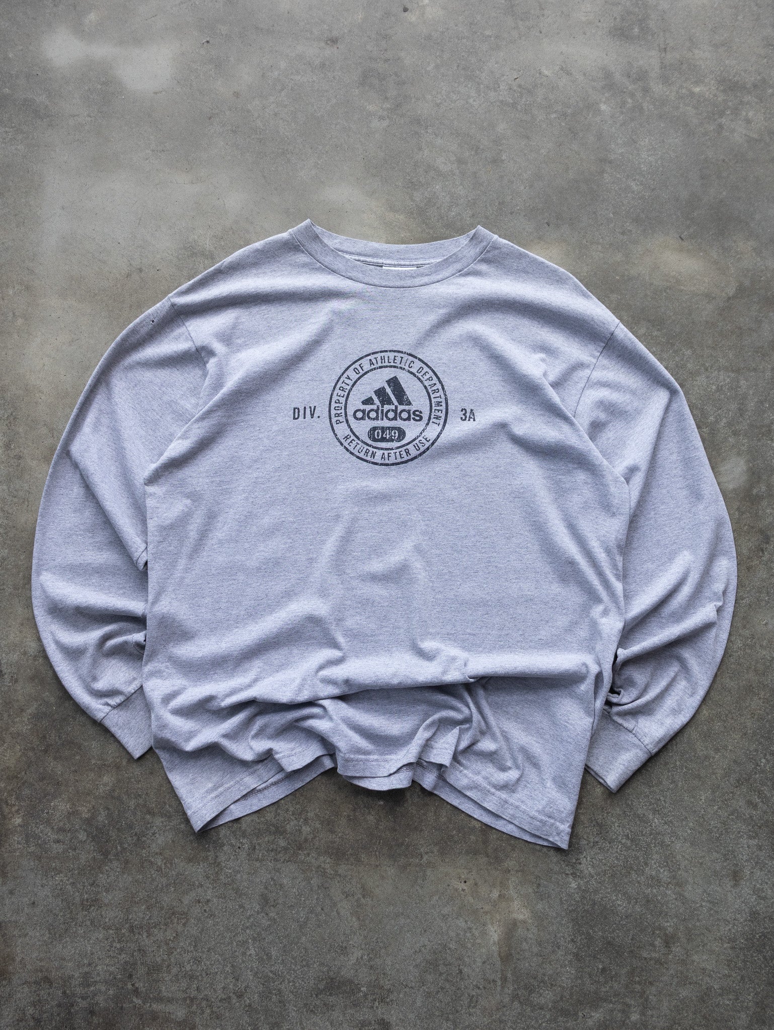 Vintage 90s Grey Adidas Graphic Long Sleeve (L)