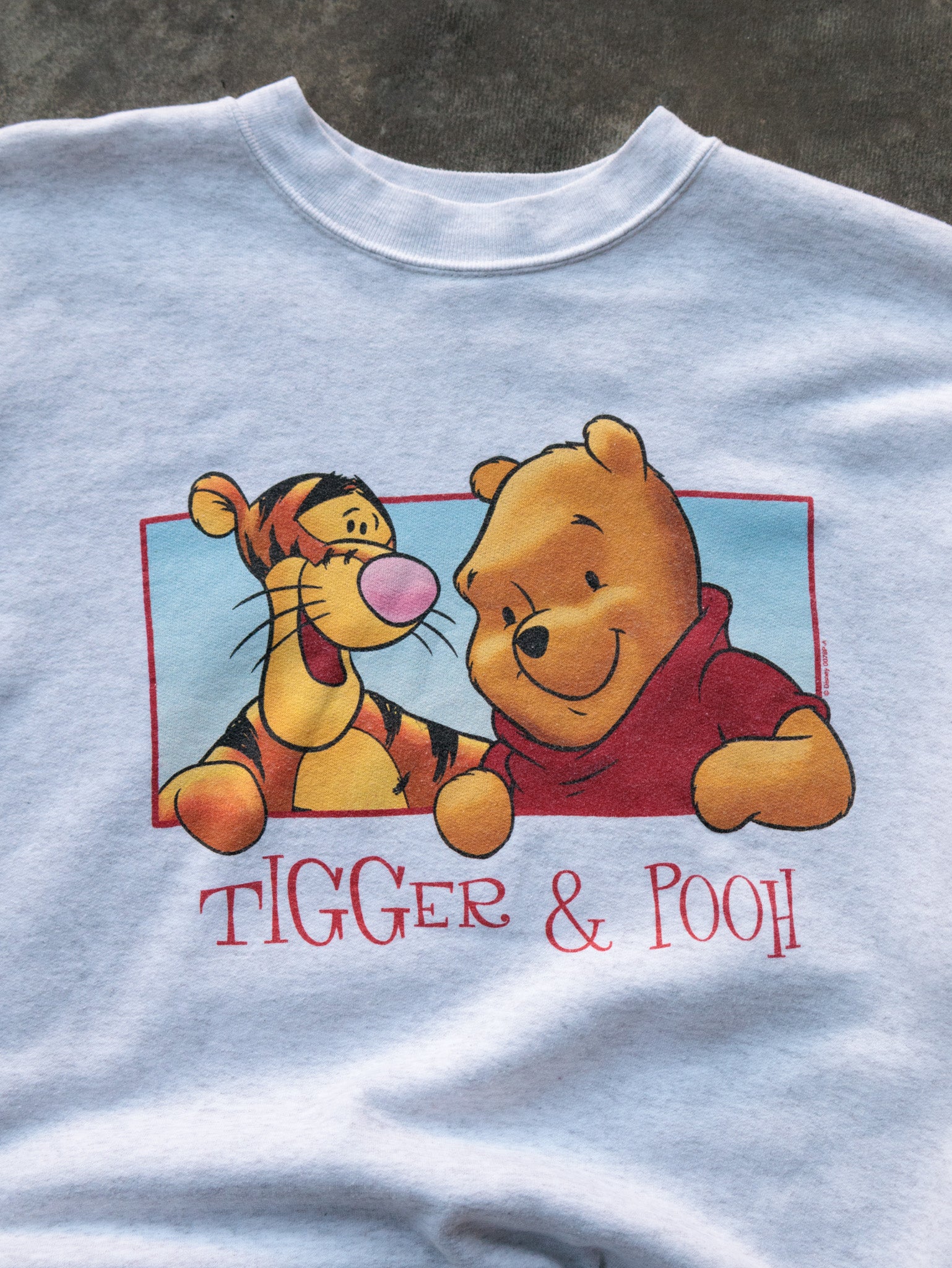 Vintage 90s Grey Disney Tigger & Pooh Sweatshirt (18-20Y)
