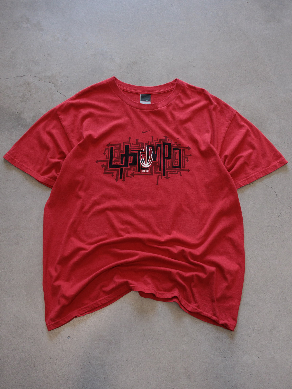 Vintage 00s Red Nike Chompo Basketball Tee (XL)