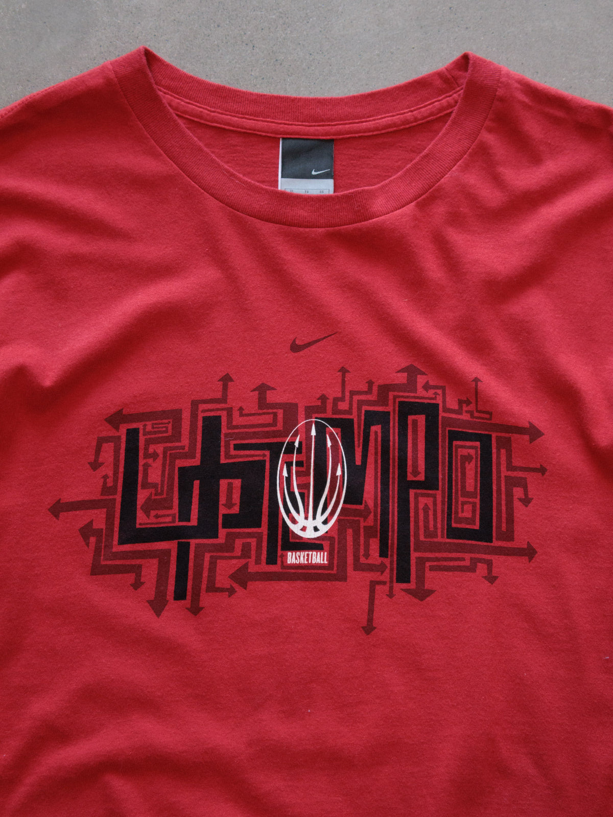 Vintage 00s Red Nike Chompo Basketball Tee (XL)