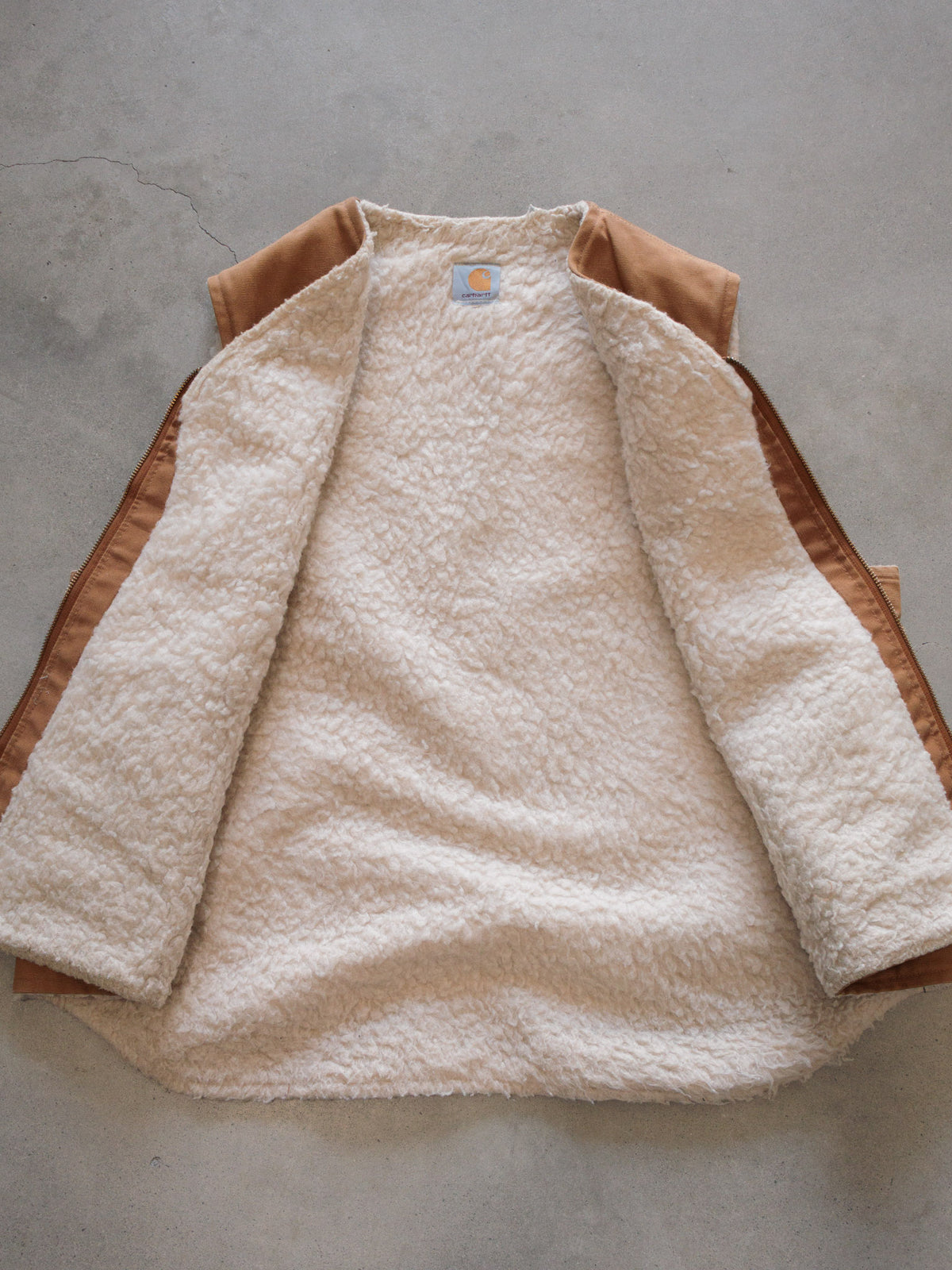 Vintage Brown Carhartt Sherpa-Lined Vest (-)