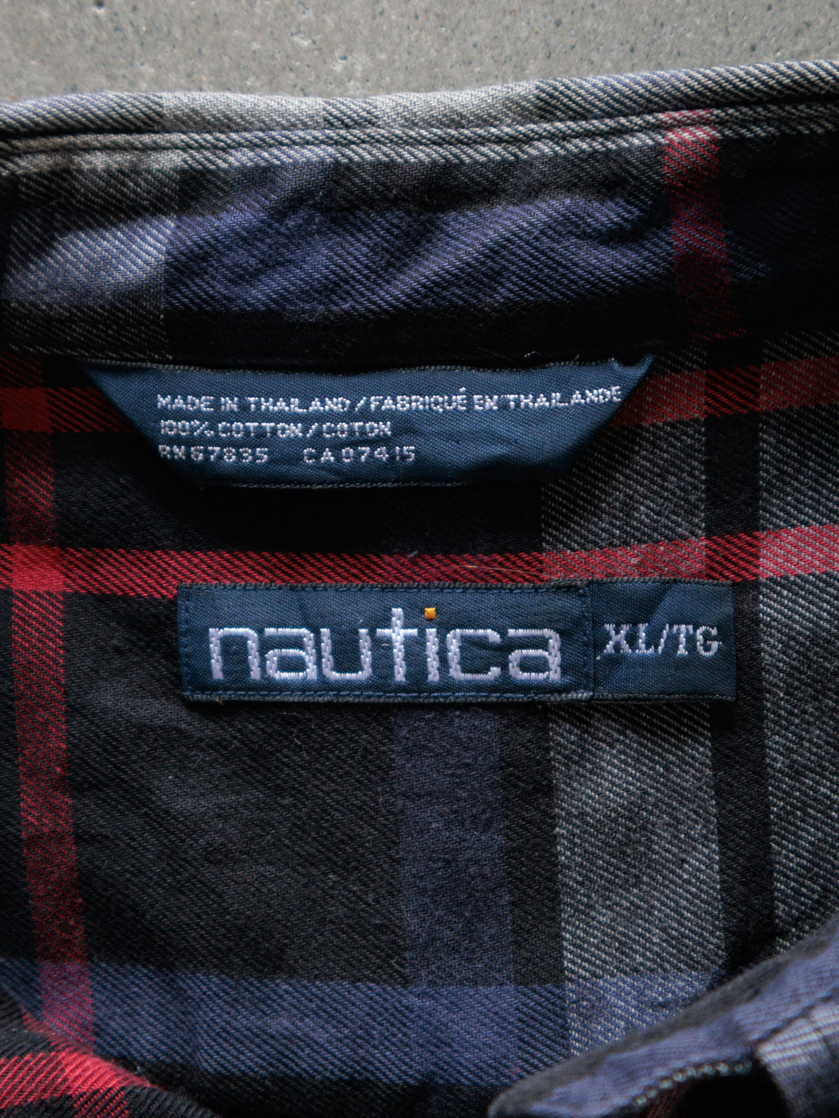 Vintage 00s Black Plaid Nautica Flannel Shirt (XL)