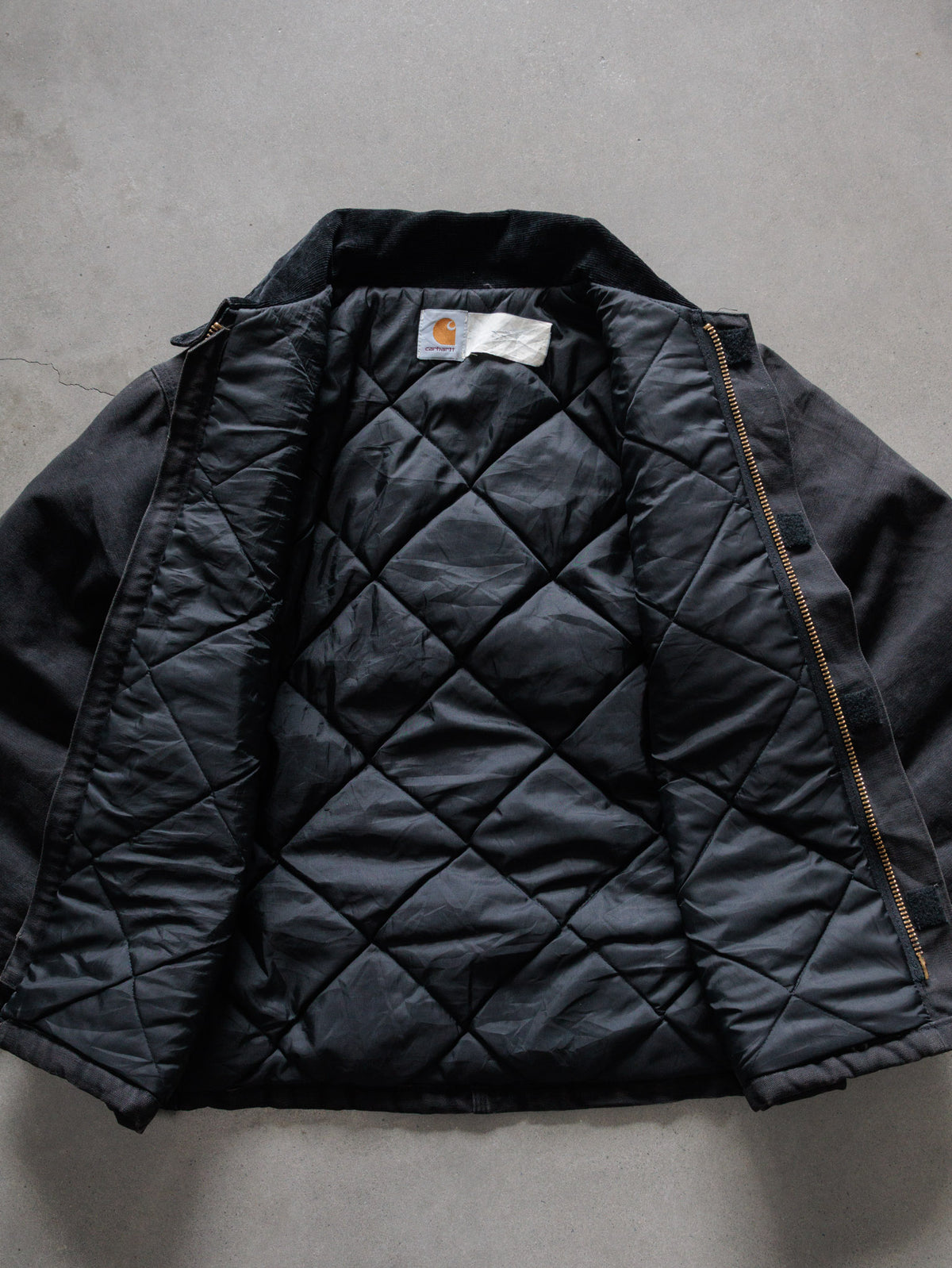 Vintage Black Carhartt Jacket (-)