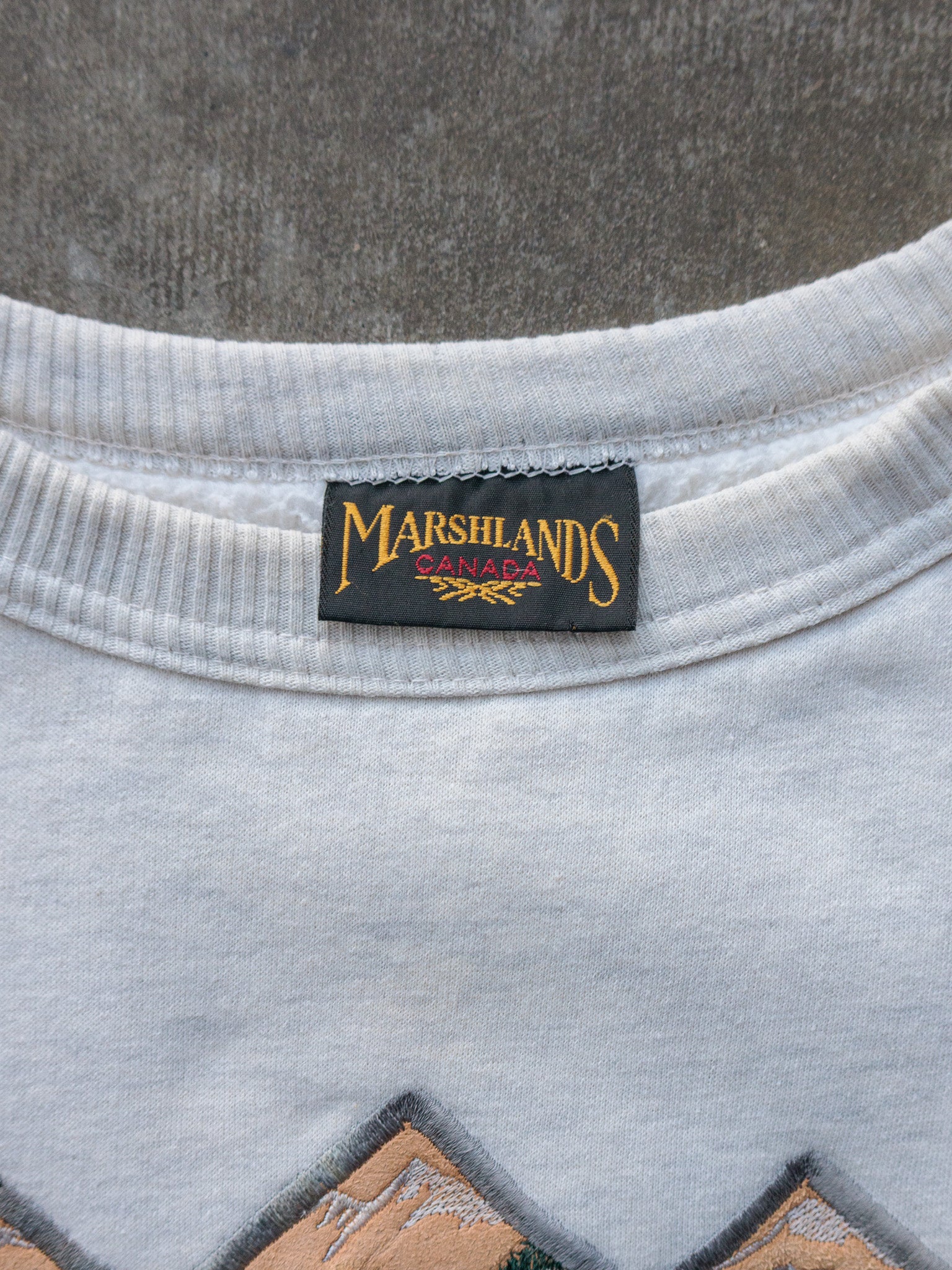 Vintage 90s Grey Banff Canada Black Bear Sweatshirt (-)